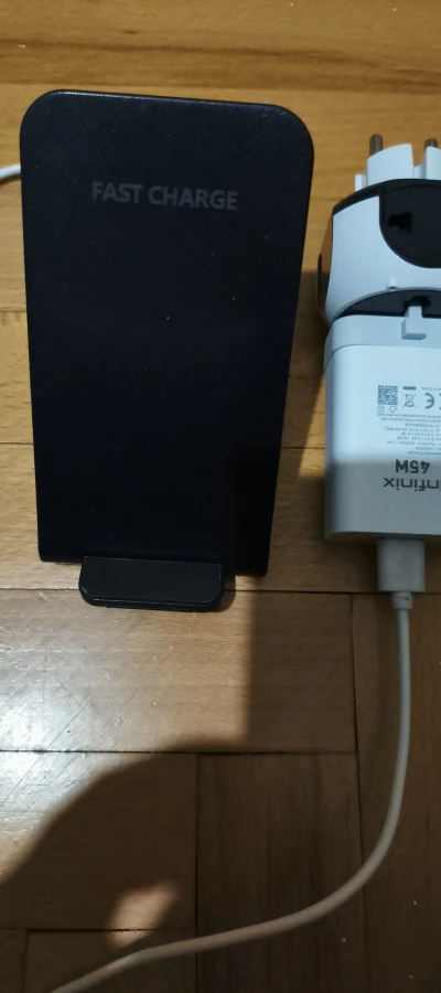 Vertical Dual-Coil 10W Wireless Fast Charger | Qi-Standard Charging Stand