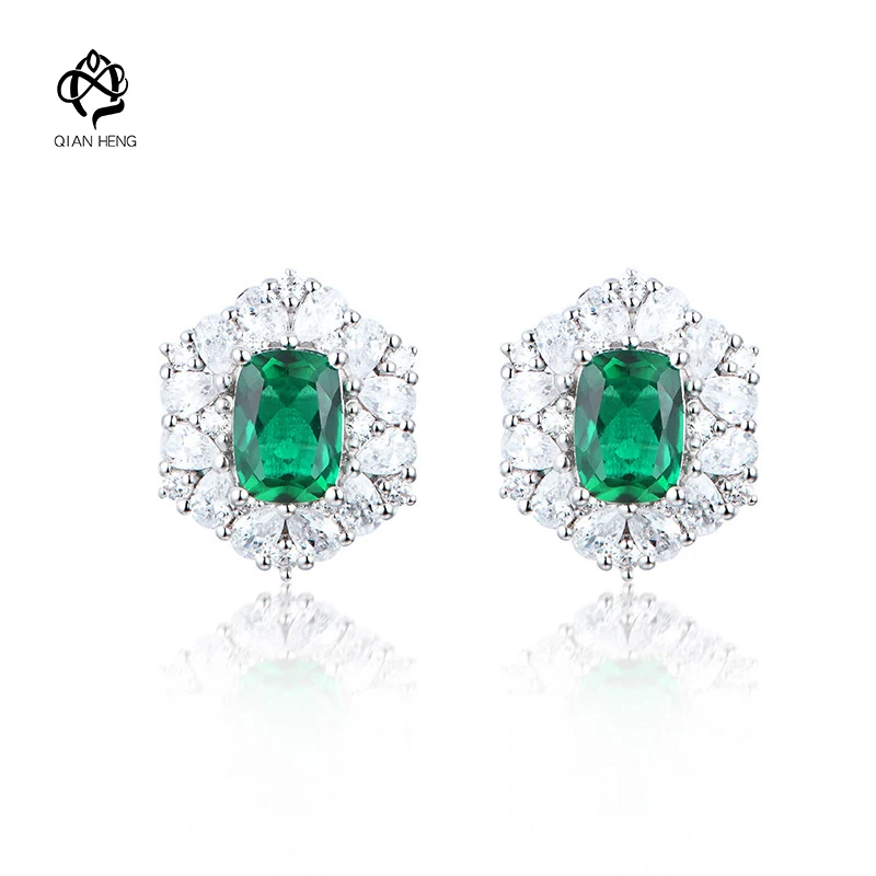 

Qian Heng S925 Sliver Earrings Fine Classic Design Emerald Jewels With Certificate For Women Lovers' Wedding Jewelry Gift Party