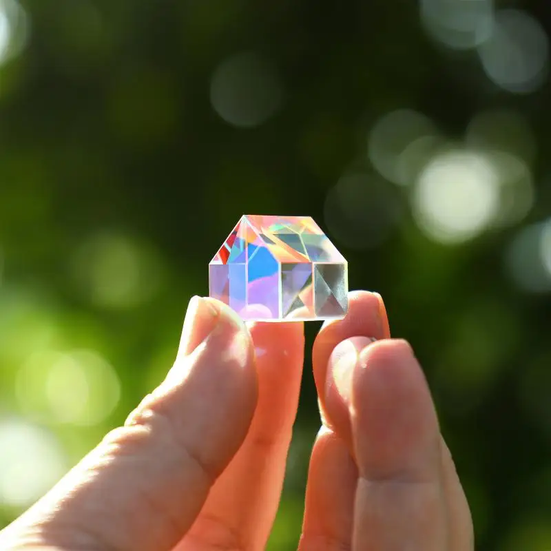 Best-selling Aurora Cube Cabin: Prismatic Lights of the Same Hue Dance Gracefully — The Ultimate Cosmic Gift