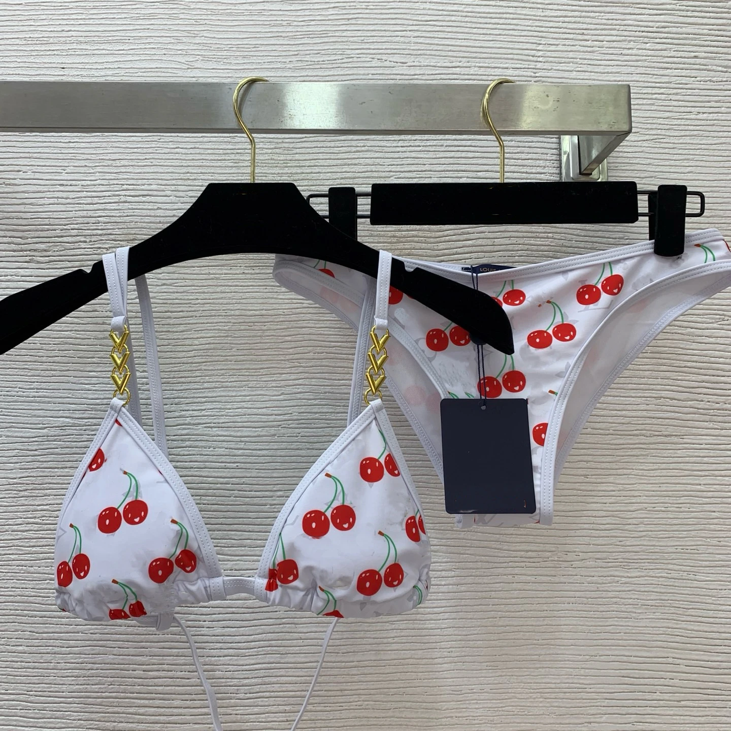 

2025 Новый модный сексуальный купальник бикини с вишневым принтом (с мягкими чашками) 327