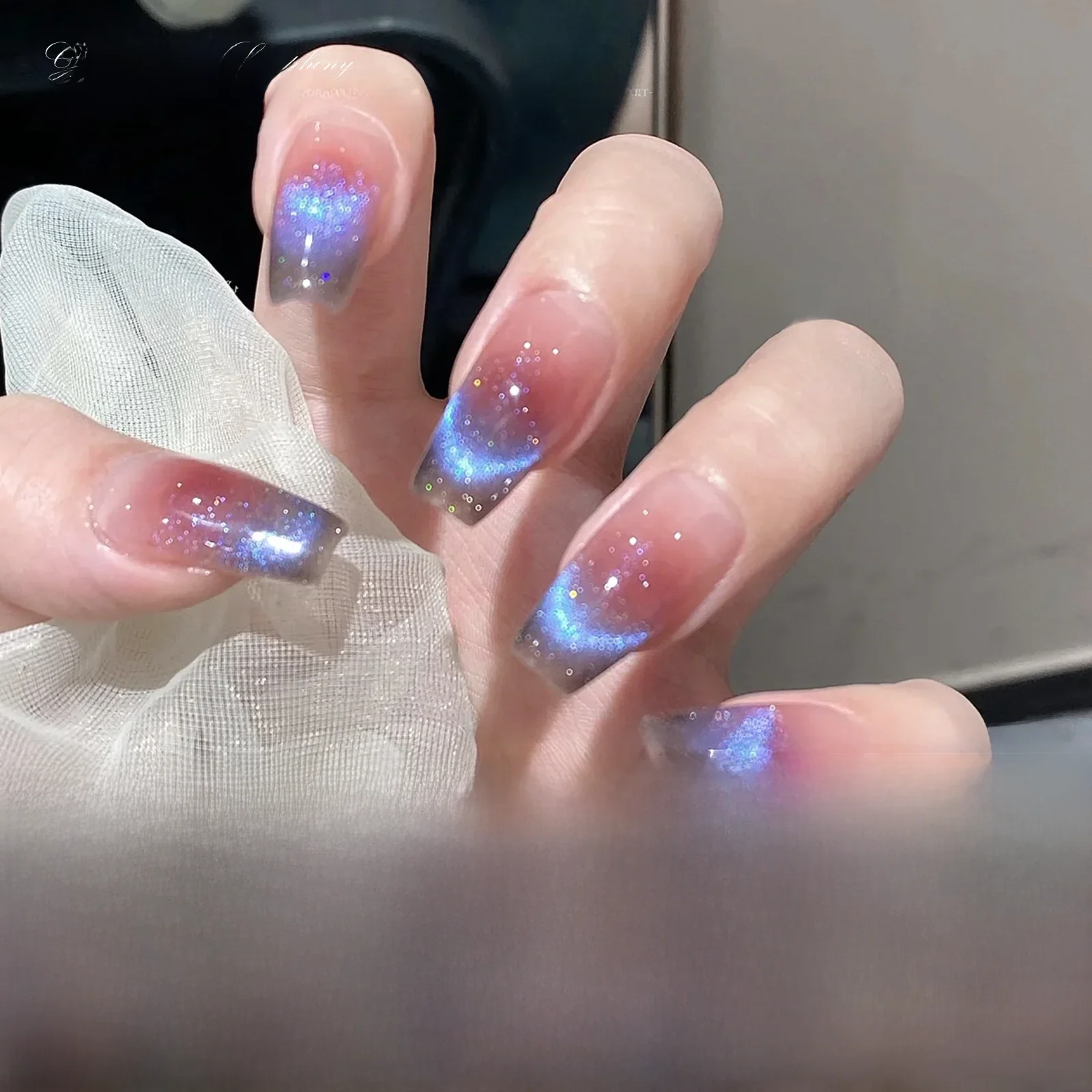 Blue Crystal Magnet Cat's Eye Gel Reflective Laser Reflective Semi Permanent UV LED Gel Polish 8ml Nail Art Varnishes