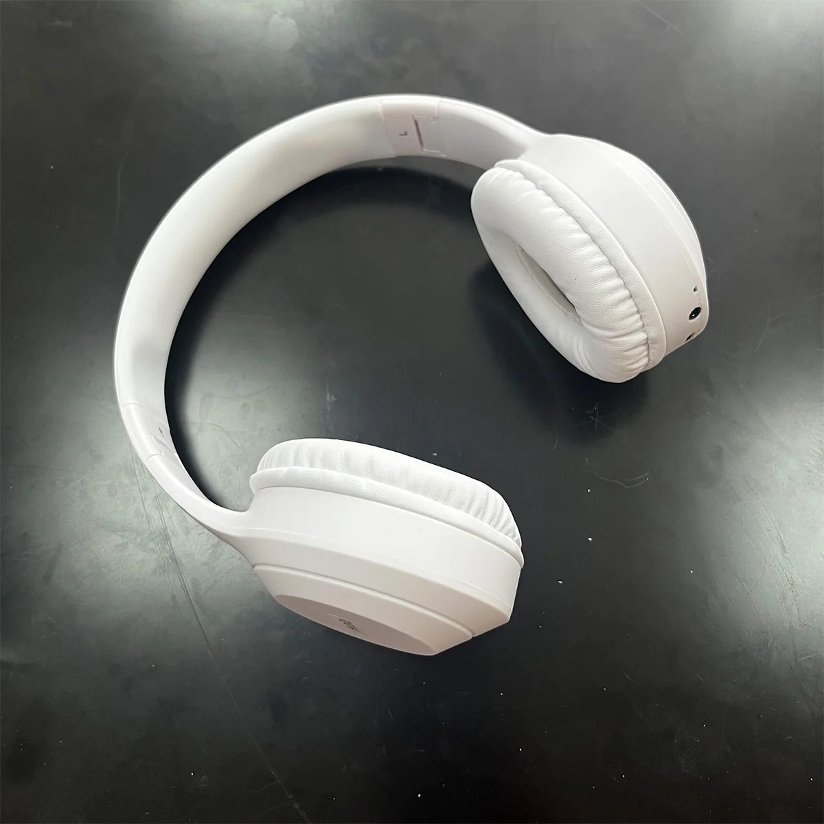 Hvala 女の子用有線ヘッドフォン マイク付き有線ヘッドセット 男の子用 マイク付きコンピューターヘッドフォン 子供用