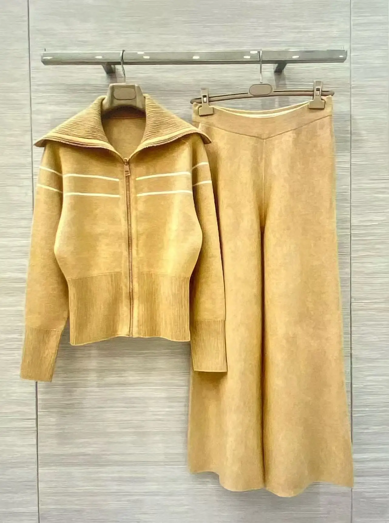 

Casual Wool Blend Cashmere Women Knitted Suit Autumn New Zipper Long Sleeve Cardigan and Wide Leg Pants D17 Double-sided Wear