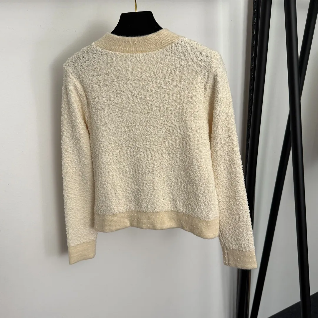 

2025 Spring and Autumn Women's Single breasted Round Neck Long Sleeve Knitted Cardigan HL158