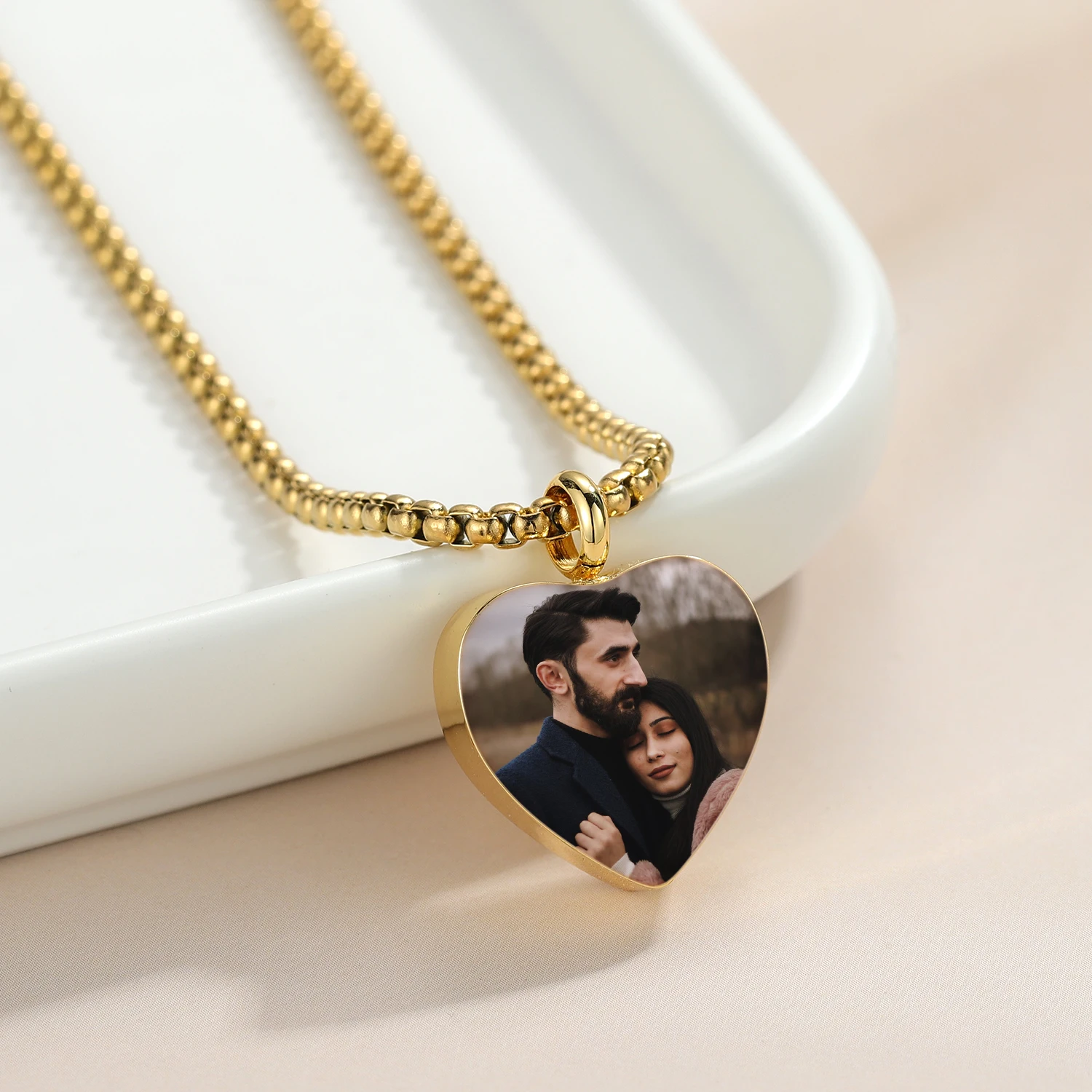 Custom Pictures Photo Necklace With Heart-shaped Personalized Stainless Steel Engrave Pet Image Pendant Chain For Family Jewelry