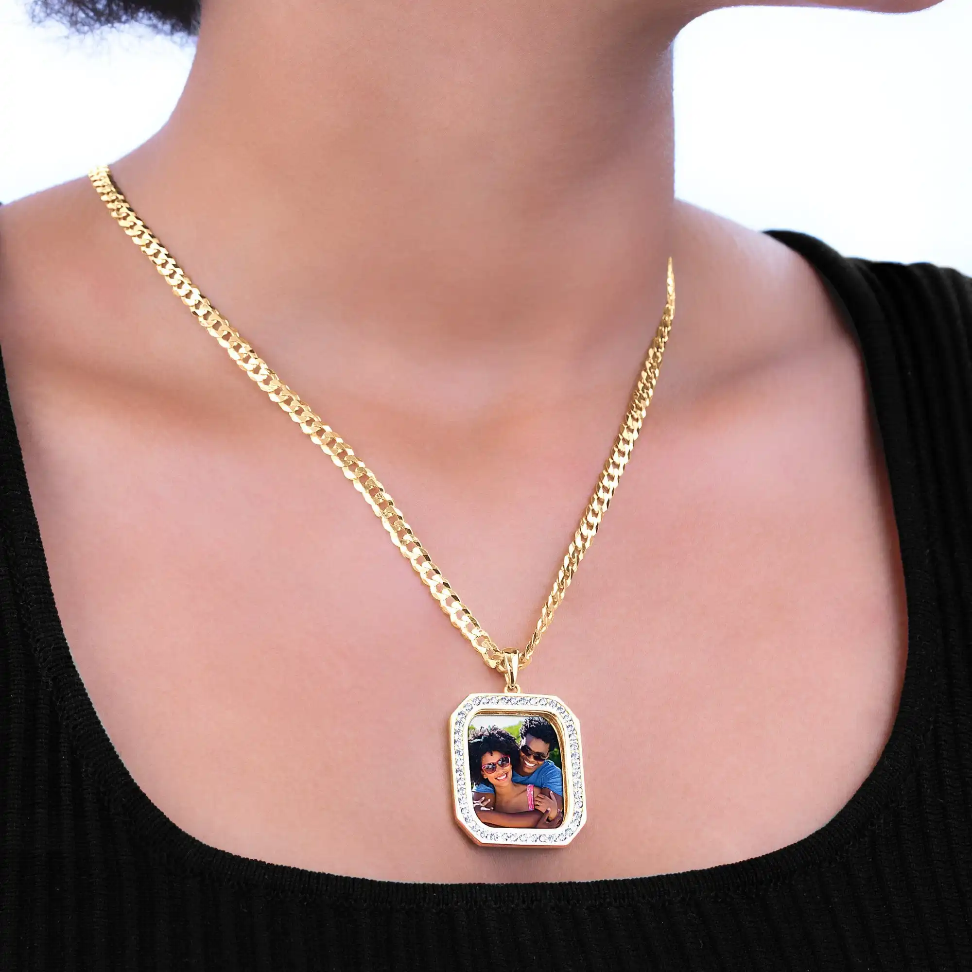 

Personalized Custom Printed Photo Zircon Necklace 18K Gold Plated Stainless Steel Token Pendant Best Gifts For Family Friends