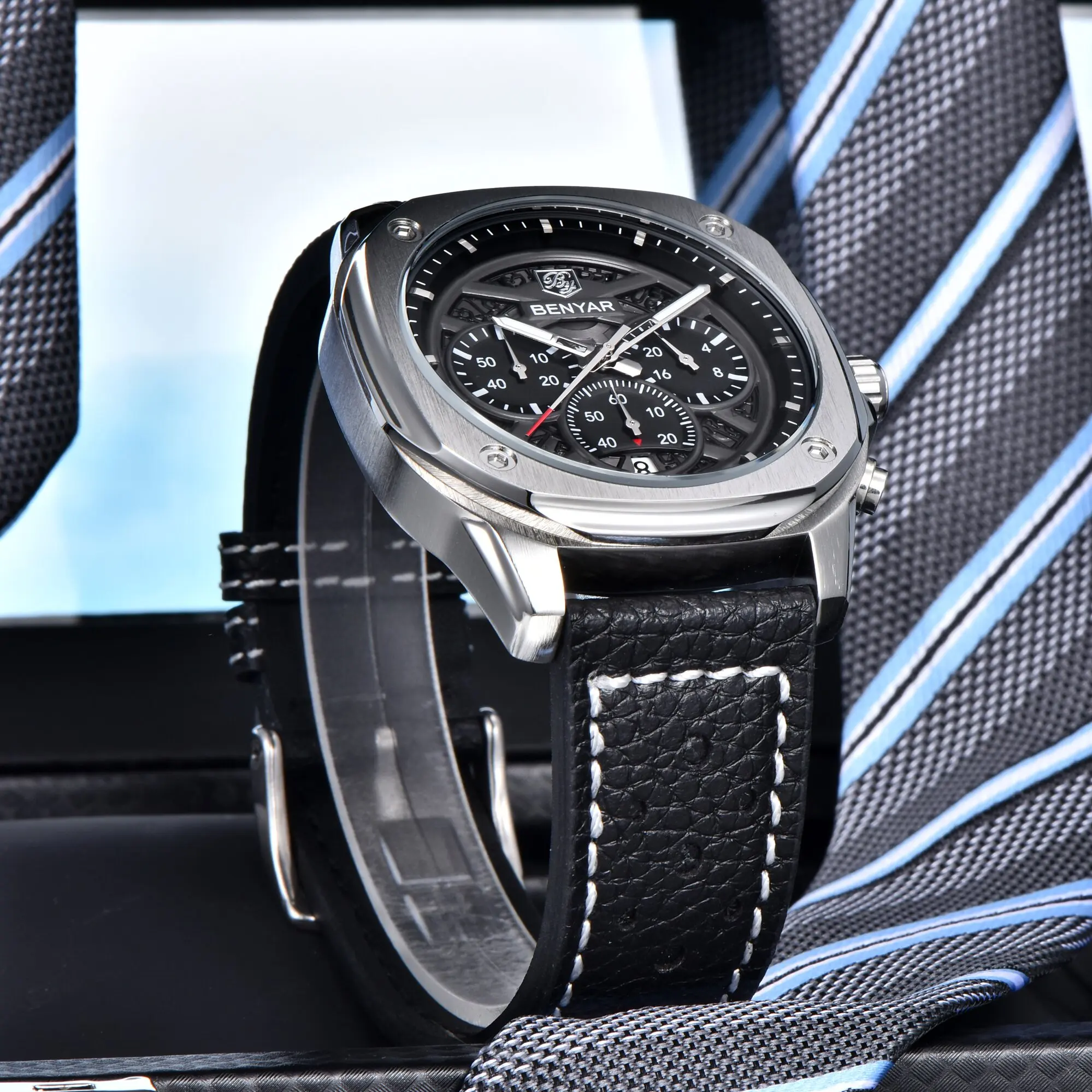 Мужские спортивные кварцевые ч – обзор и цена Leather Watch Band Men
