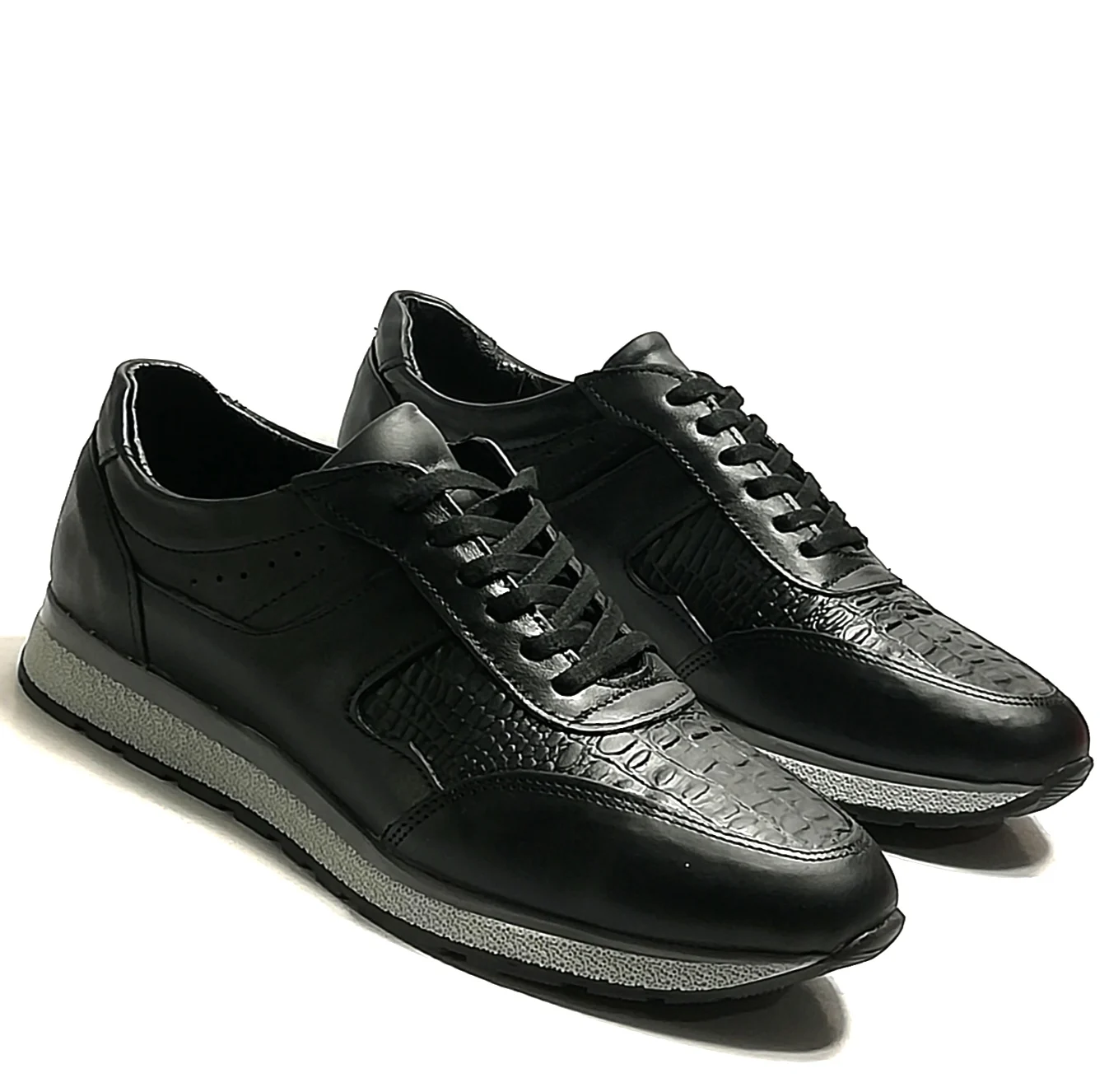 Men's black color original leather rubber sole sports model Day quality shoes