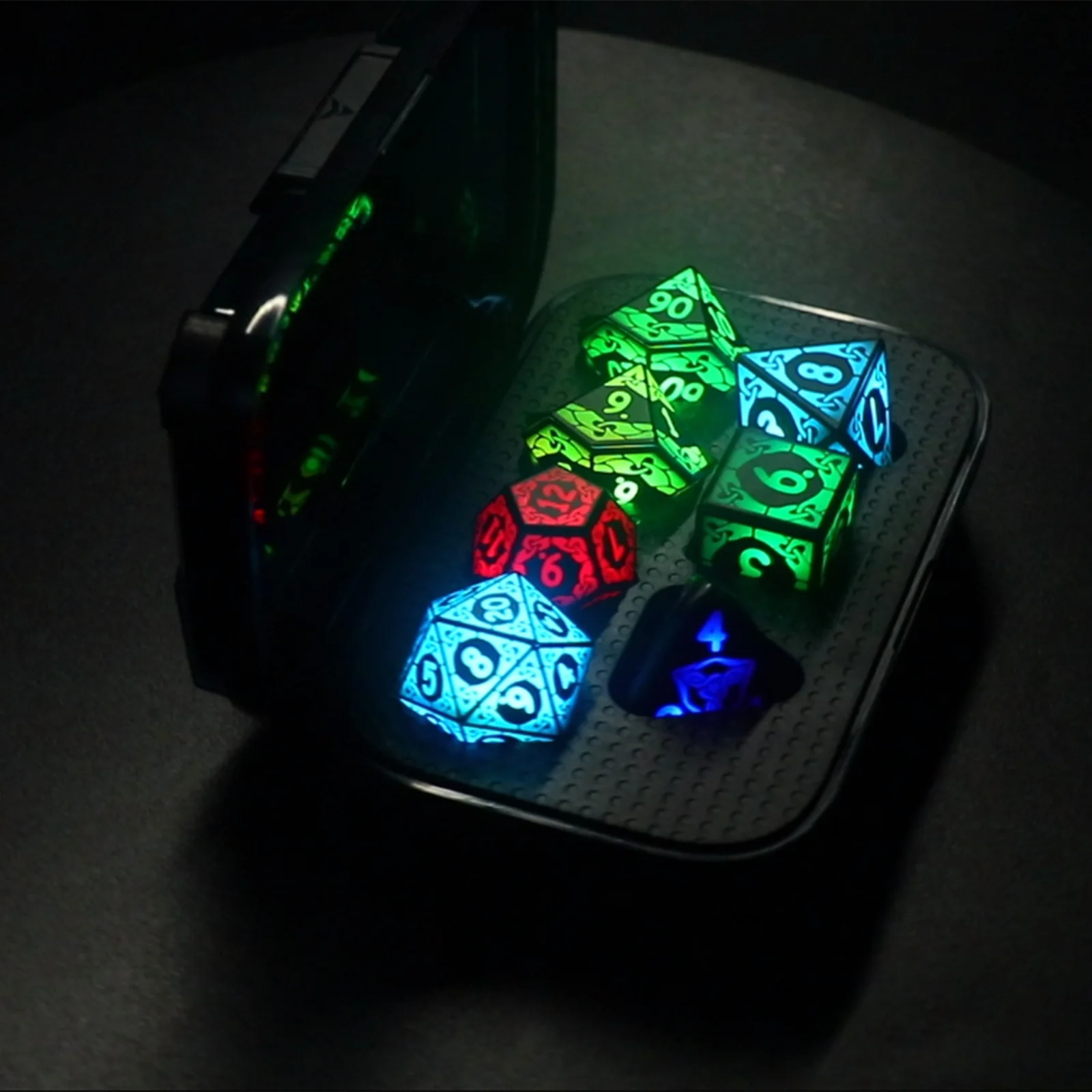 7 Colors LED DND Dice Set Rechargeable, Light up Dice Wireless Charging for Dungeons and Dragons,  Role Playing Dice DND Gifts