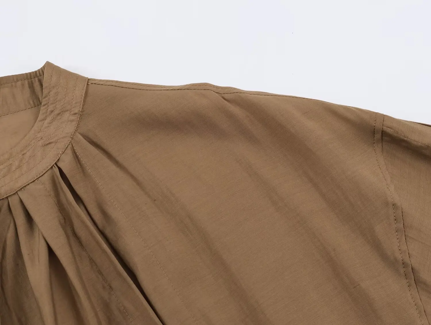 Women Autumn Brown Pleated Blouse Stand Collar Long Sleeve Loose Fit Elastic Hem Shirt Tops Vintage Chic Casual Streetwear 4