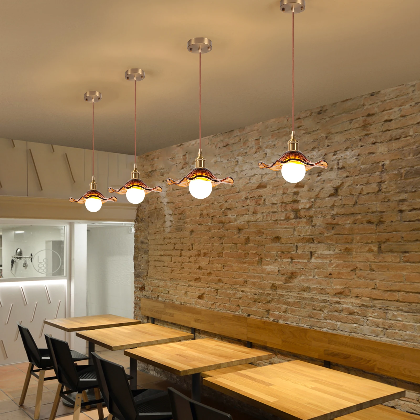 

Nordic Minimalist Personalized Restaurant Bar Terrace Bar Café Single-Head Pendant Lamp Lotus Glass Pendant Lamp