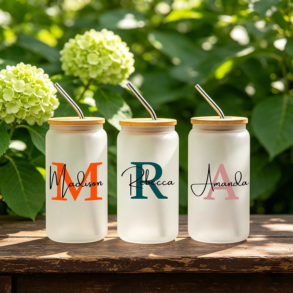 Custom Letter Print Glass Can Tumbler, 16oz Transparent Drinking Cup with Bamboo Cover and Straw, Personalized Gift for Women.