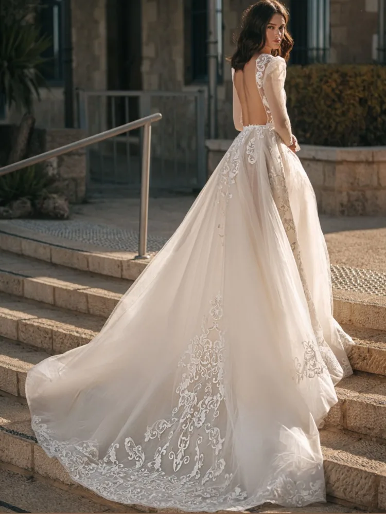 Elegant Sheer O-neck Backless Wedding Dress Classic Lace Appliques Long Sleeves A-line Long Bridal Gown Robe De Mariée