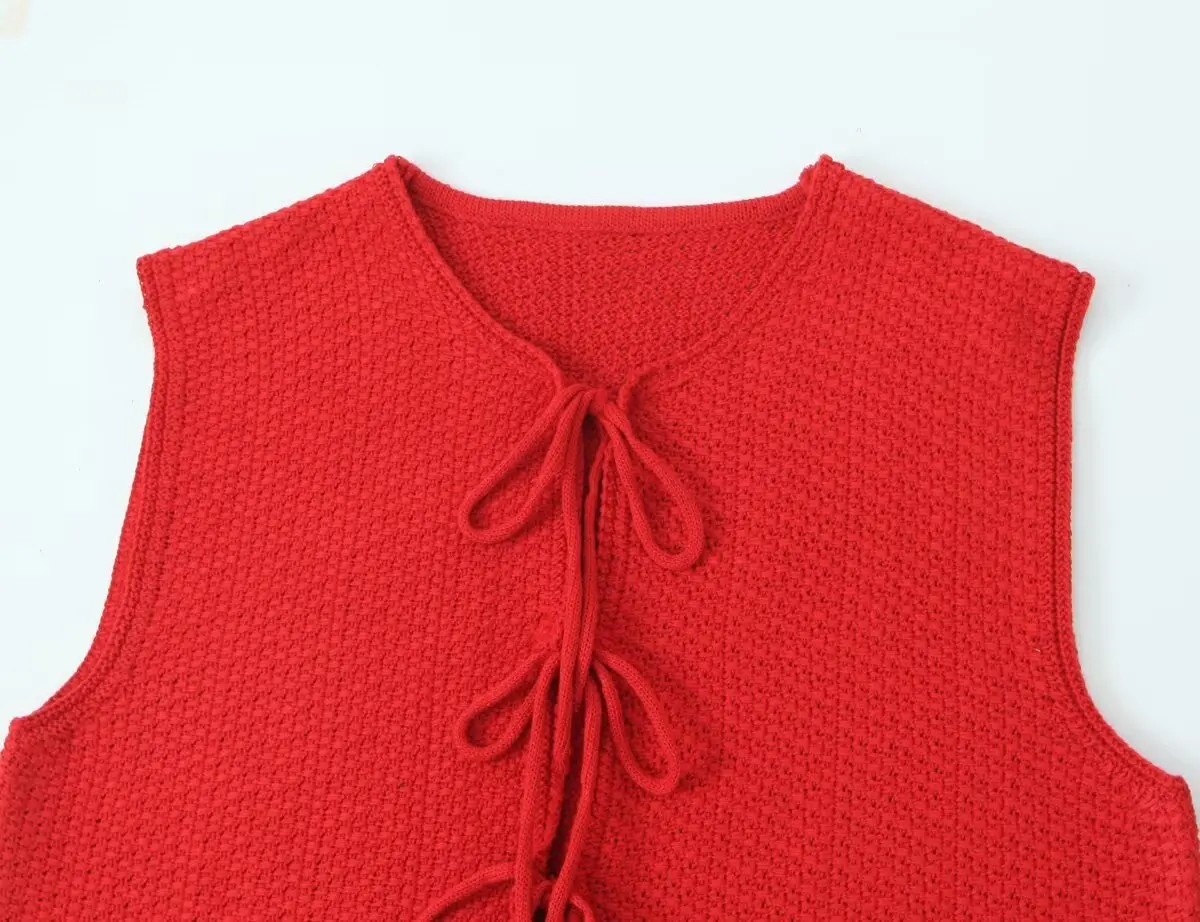 TRAFZA Casual Red Knitted Bow Vest Women O Neck Sleeveless Sweater Cardigans Fashion 2024 Autumn Winter Elegant Women Waistcoats