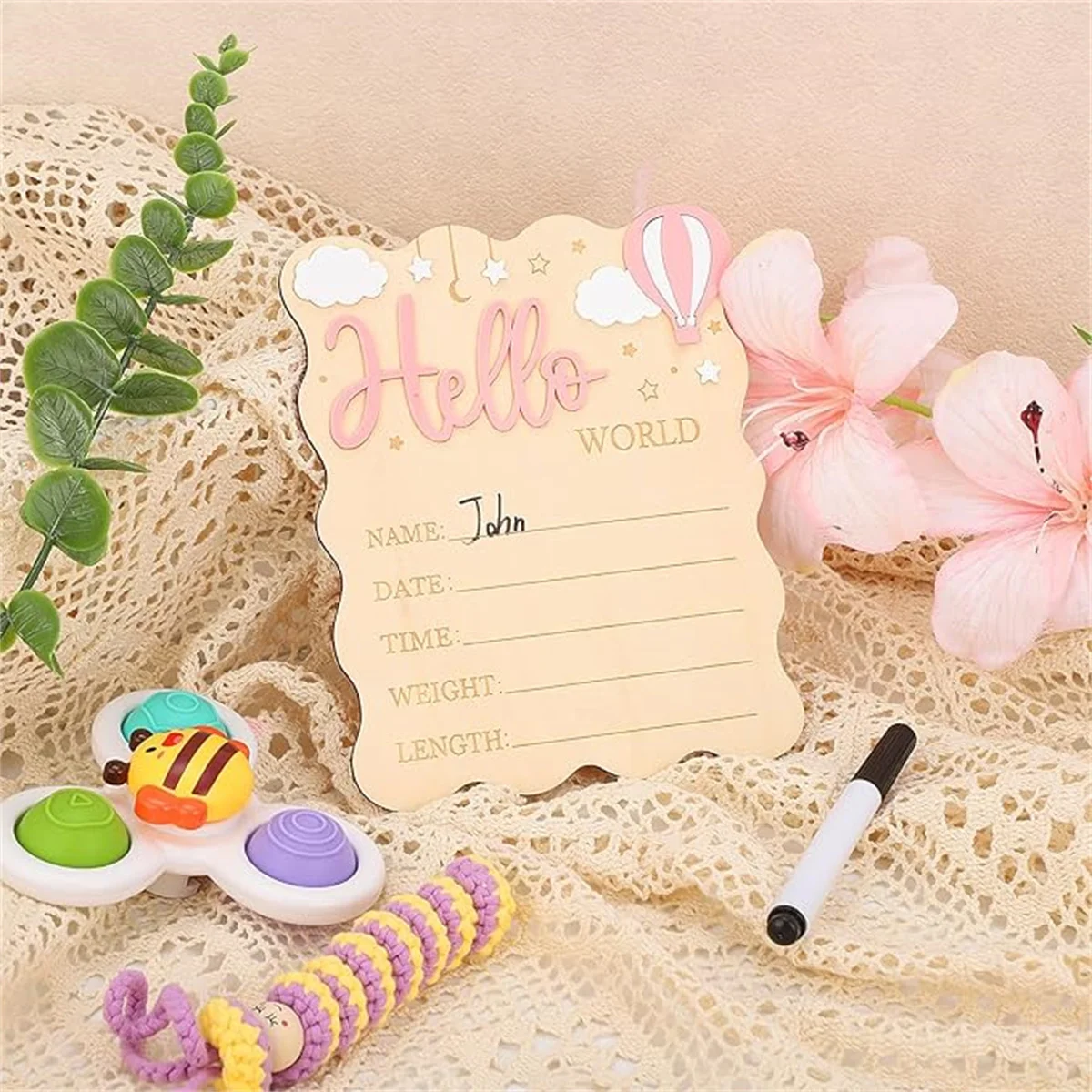 1Set Wooden Hello World Newborn Signs Baby Birth Announcement Sign Baby Shower Hospital Nursery for Newborn Boys and Girls
