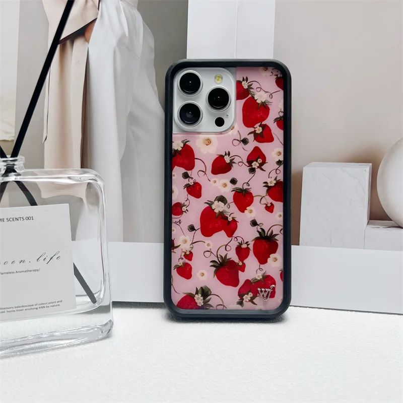 

Wildflower Ins Cute Cartoon Phone Case for iPhone Leopard Print Cherry Pink Cat Brown 13 Pro 14 Pro 15 Pro WF Strawberries case