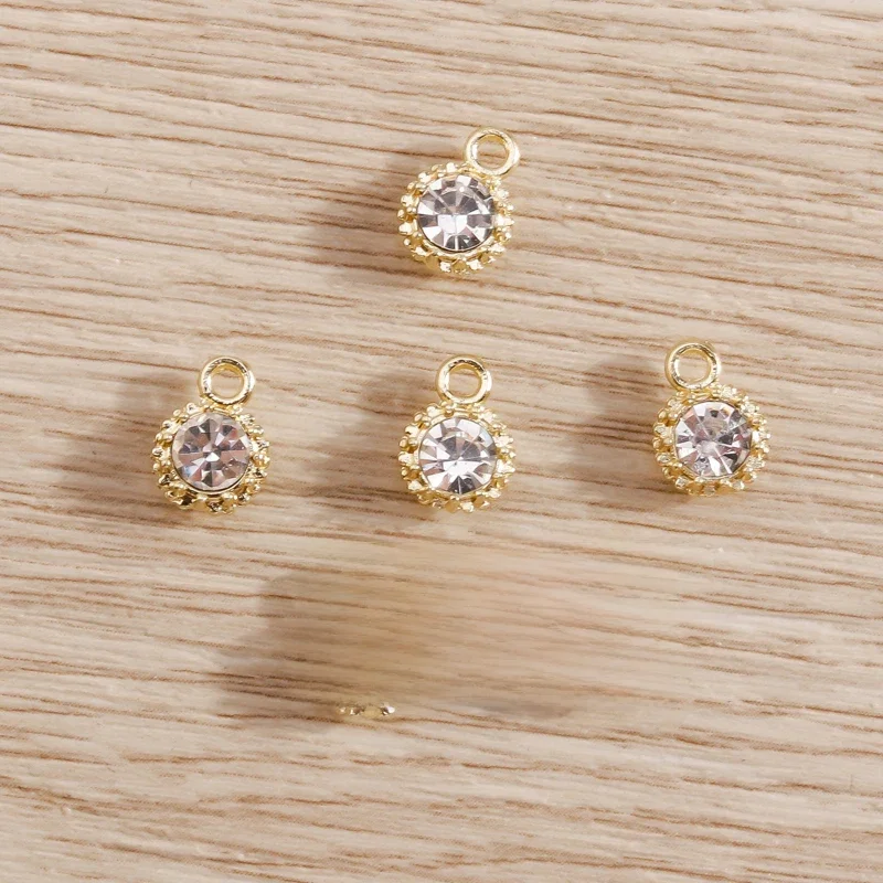 8 sztuk 4*7mm lśniący kryształ Mini Charms wisiorki do wyrobu naszyjników kolczyki bransoletki ręcznie robiona biżuteria rzemiosło dekoracje — zdjęcie 2