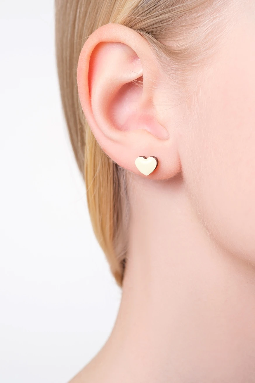 ¿Por qué elegir los pendientes de resina Selvis? Una guía completa para amantes de la joyería única