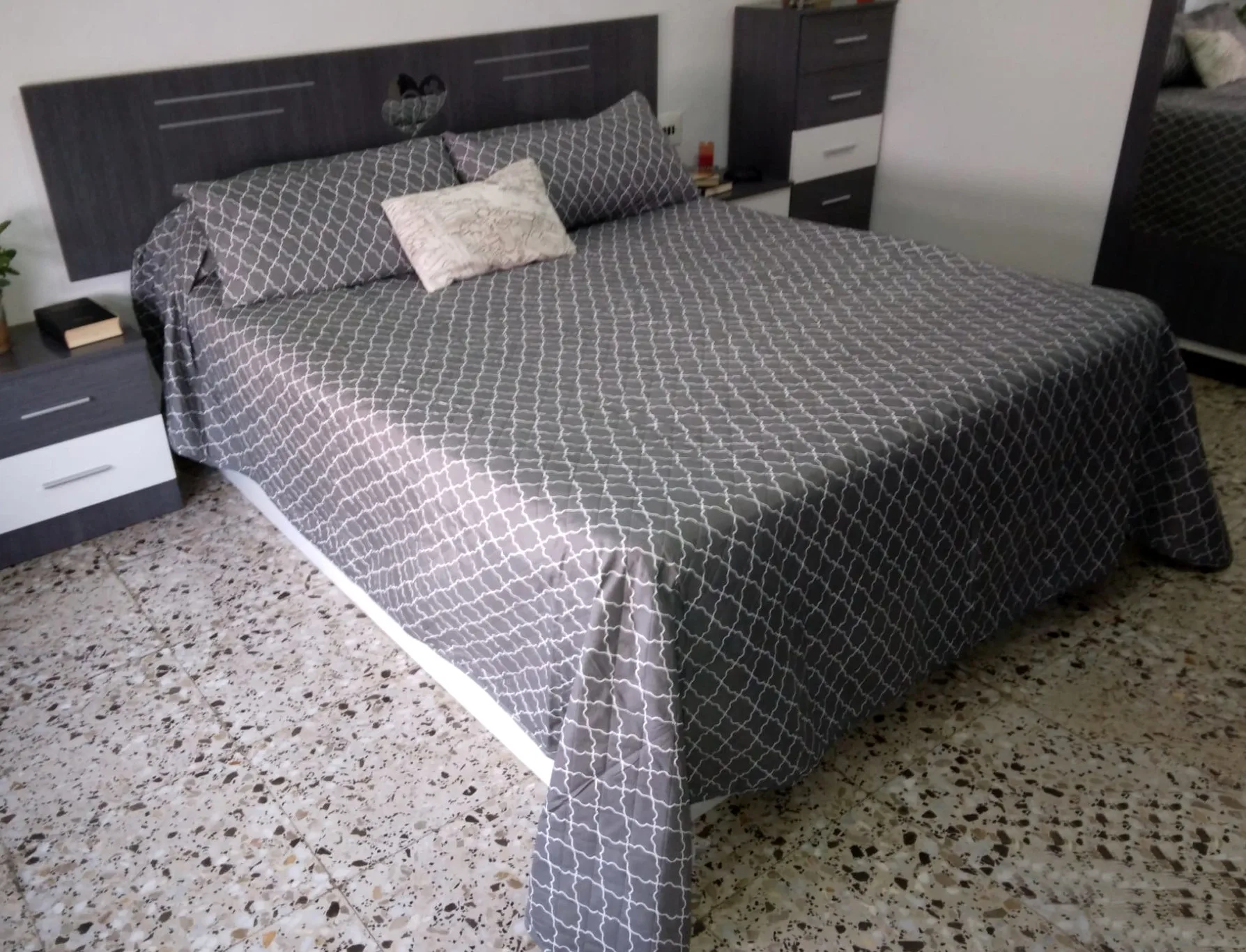 Comercial Candela| Summer Quilt| Composition Polyester| Large Bed Covers| Bouti| Decoration And Home| Mattress| Bedspread| Cushions| Nursery| Modern Design| Measurement