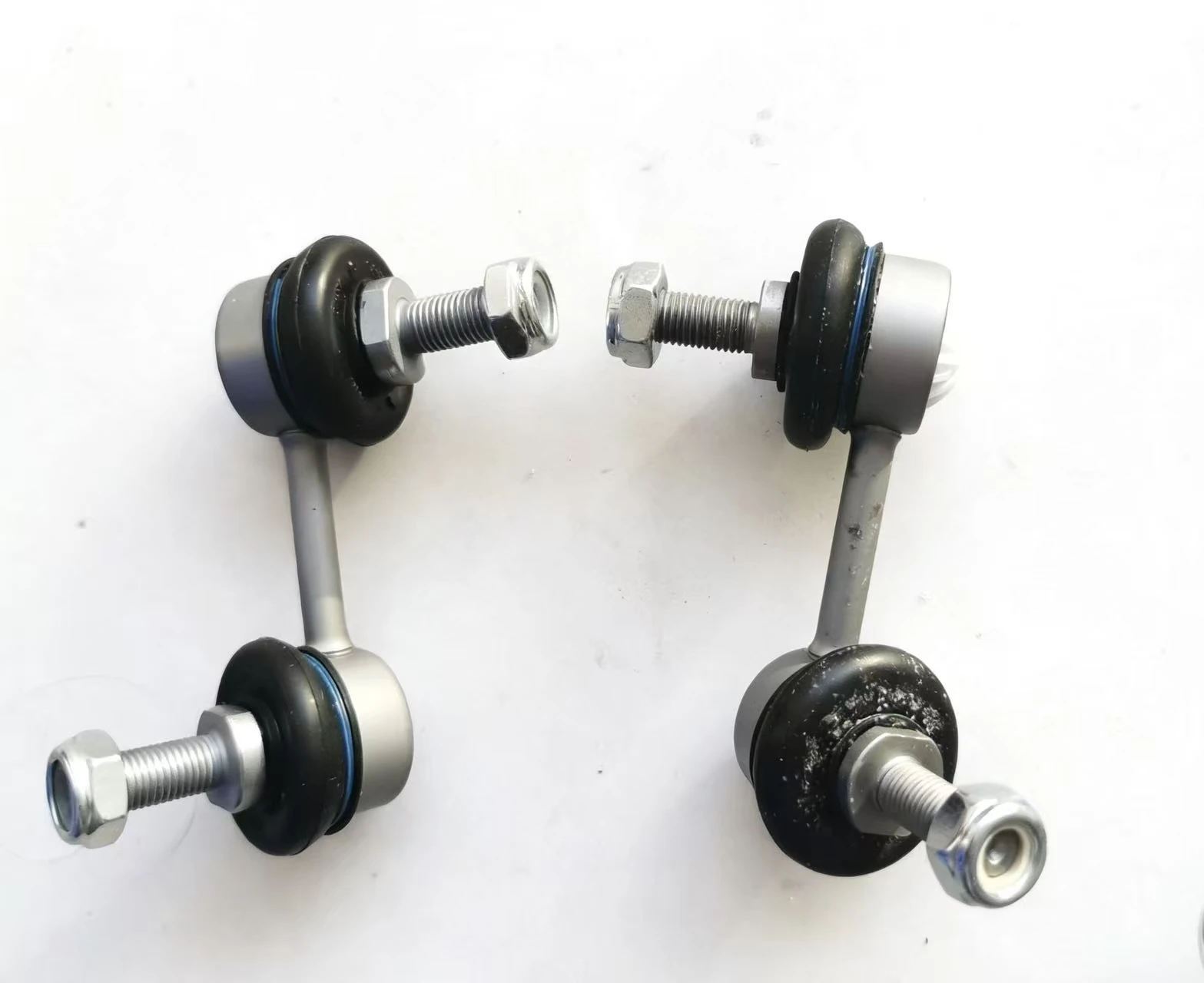 For Ferrari 458 488 Front Suspension Swaybar Stabilizer Bar Link 246119 246120