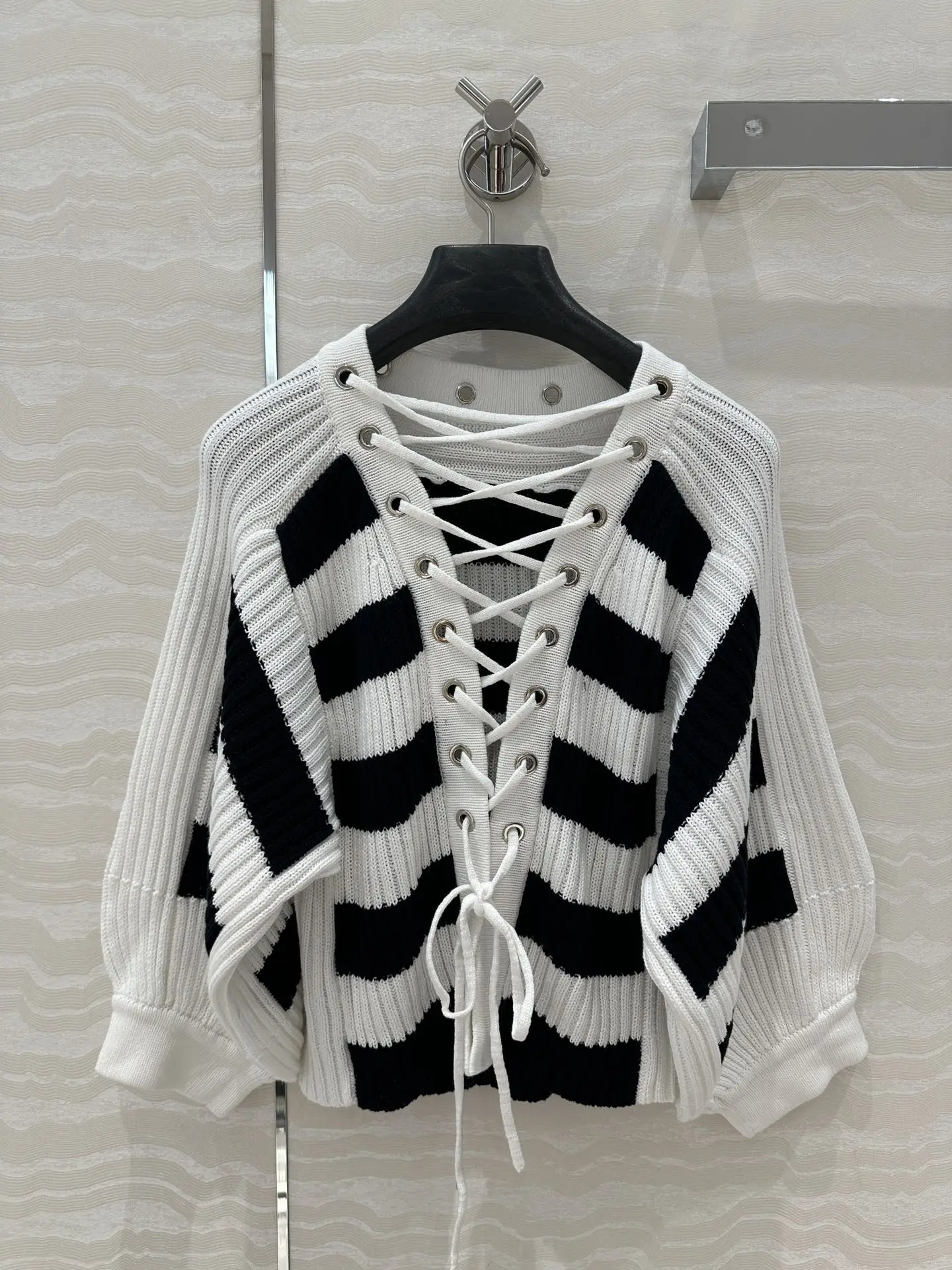 

Summer 2015 new women's striped knitted lantern sleeve top Lantern sleeve elegant riveted round neck waist women's wool sweater