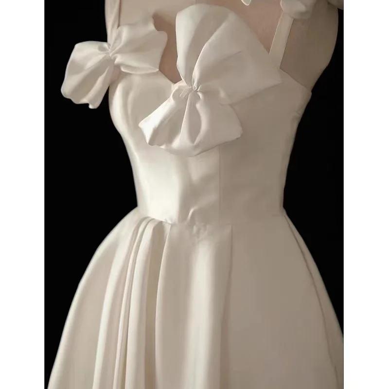 Robe trapèze en satin à bretelles spaghetti, nœud papillon, zone courte, robe de soirée de mariage, nœud papillon blanc, mignon, éducatif, f. C.