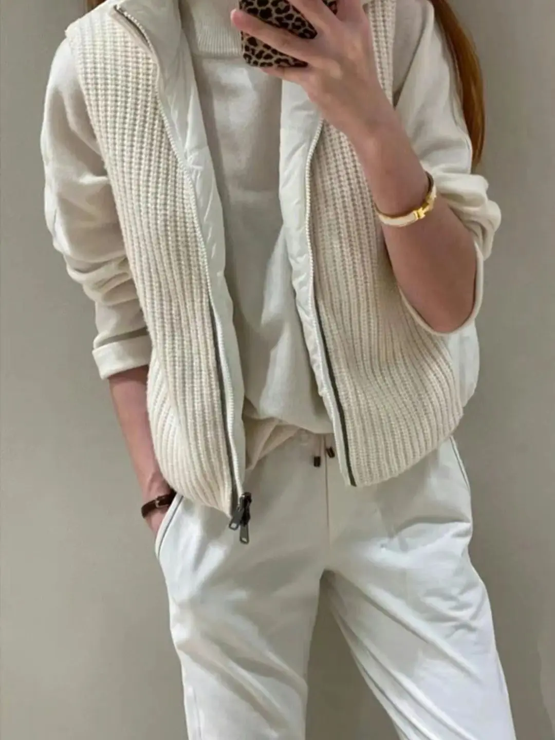 

Casual beads trimmed goose down filled fashionable cashmere knitted vest