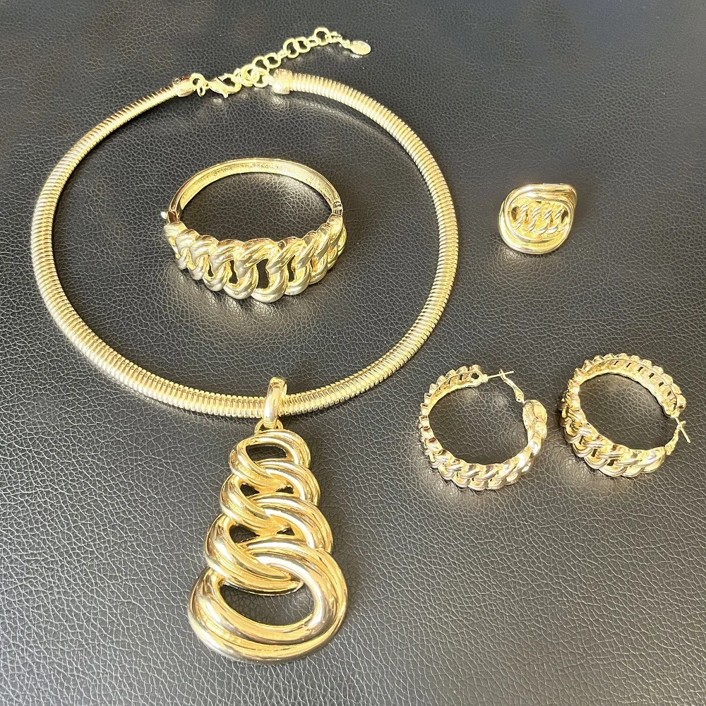 Dubai Gold Plated Women Jewelry Set Fashion Necklace Earrings Nigeria Bracelet Ring Women Gifts Italian Jewelry