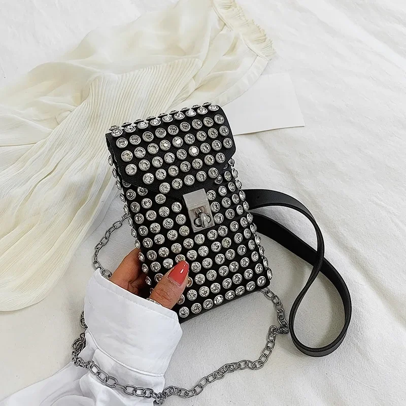 Luksusowy pokryty kryształami damski telefon saszetki na pas odpinany pas biodrowy ze skóry PU łańcuszek na buty opakowanie torba na ramię Crossbody — zdjęcie 2