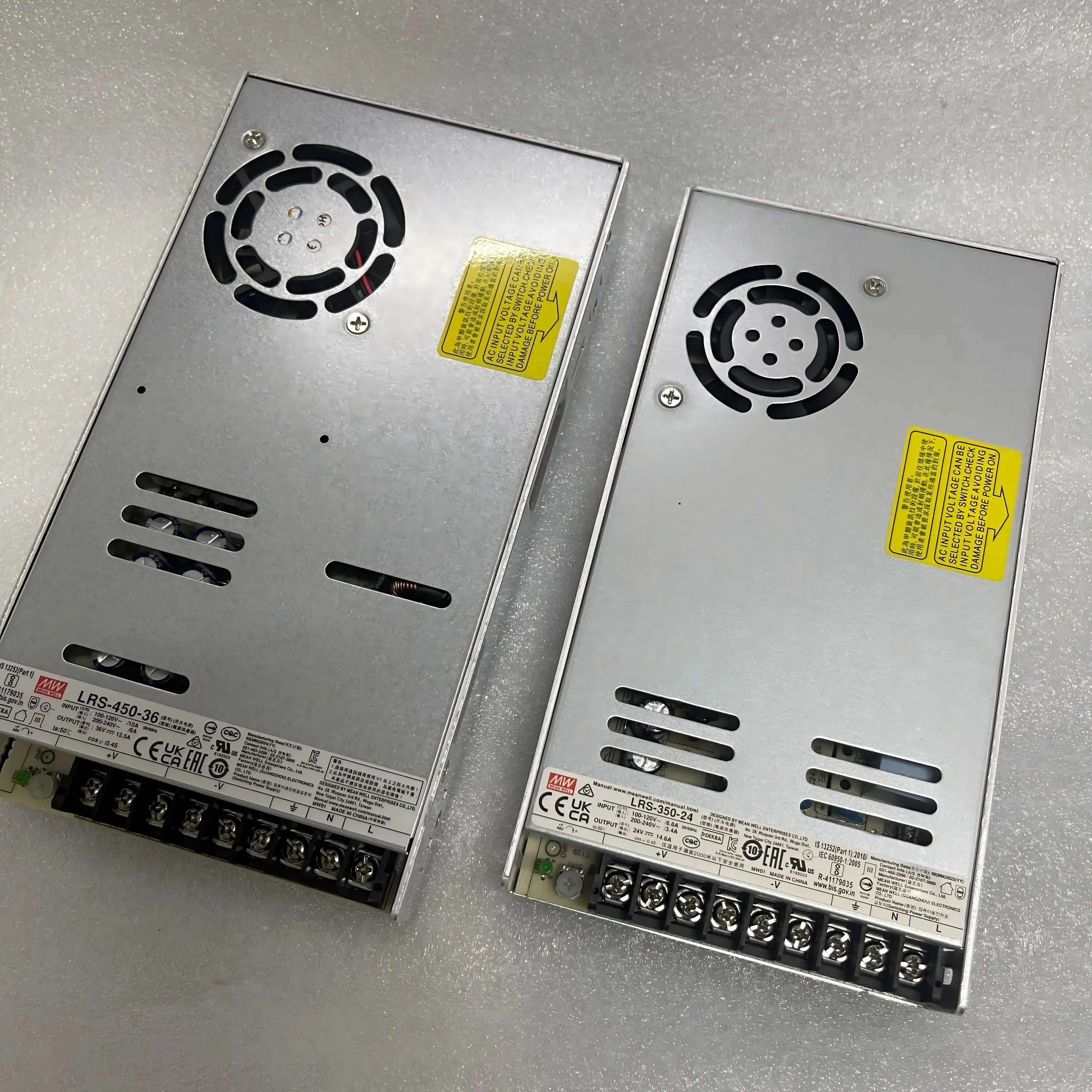 

Оригинальный импульсный источник питания Mean Well 24 В 14,6 А 36 В 12,5 А для струйного принтера