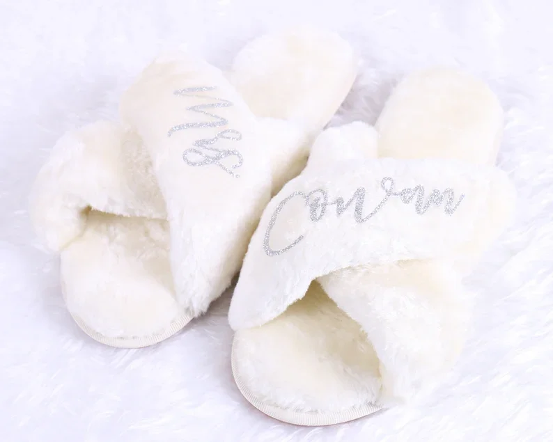 Personalised Bridesmaid Slipper Wedding Slippers Bachelorette Hen Party Gift Personalized Fluffy Slipper Sleepover Slipper