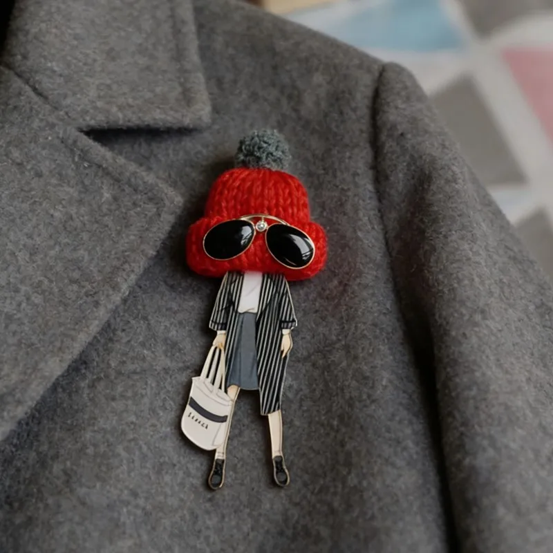 Woman Brooch Cute Fashion Brooches Pins Badge For Girl Friends Mom Gifts High Quality Clothing Accessories