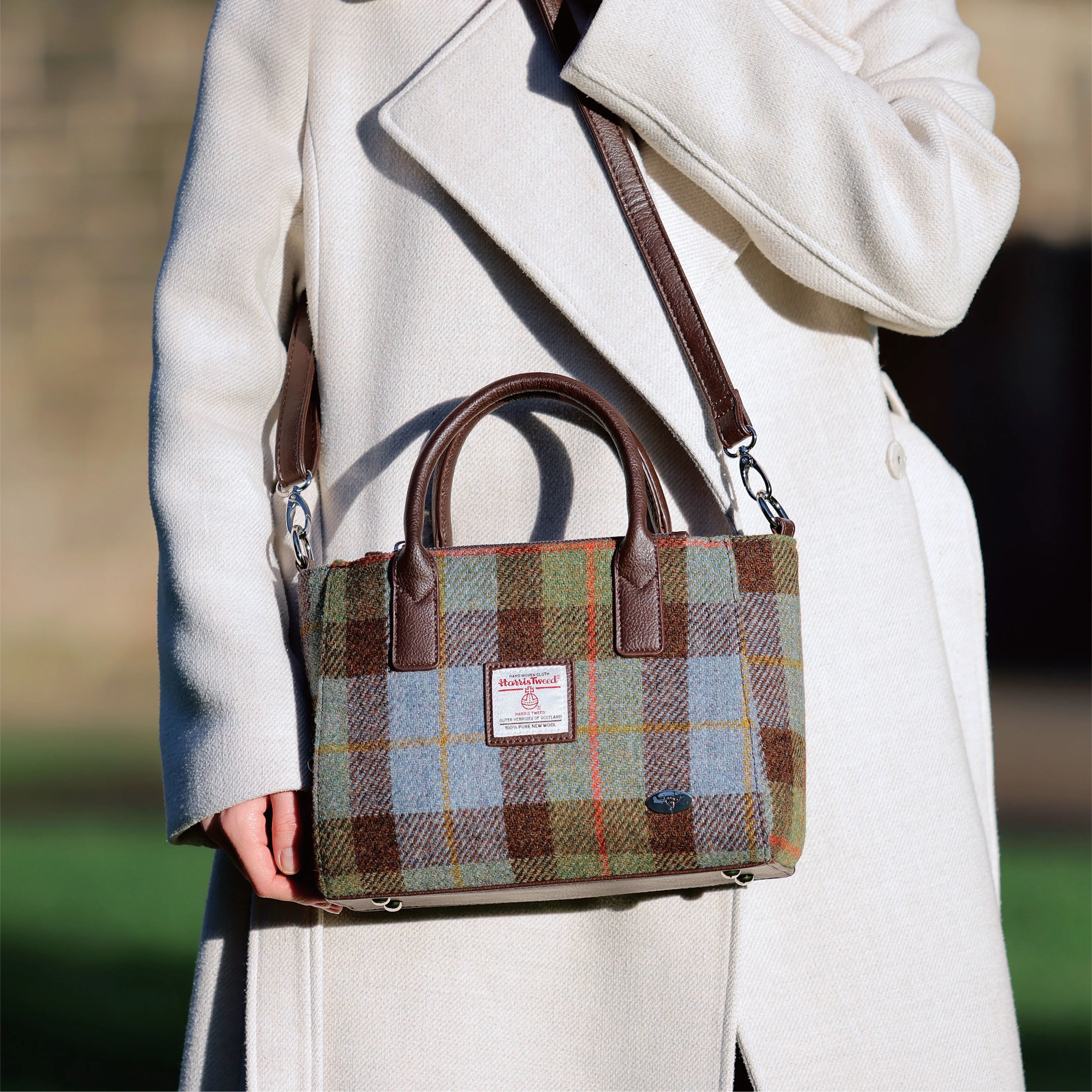 GLEN APPIN Authentic Harris Tweed Brora Ladies Small Tote Bag. Premium Scottish Wool Plaid Purse with Adjustable, Detachable Crossbody Shoulder Strap. Elegant vintage Handbag for Women, Satchel