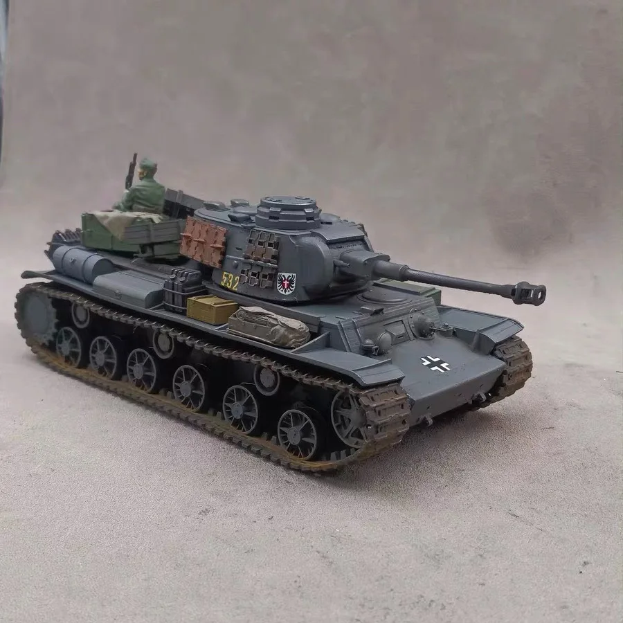 

1/35 German forces modified the Soviet KV-1 heavy tank, SLA printing hand-colored finished model decorative ornament