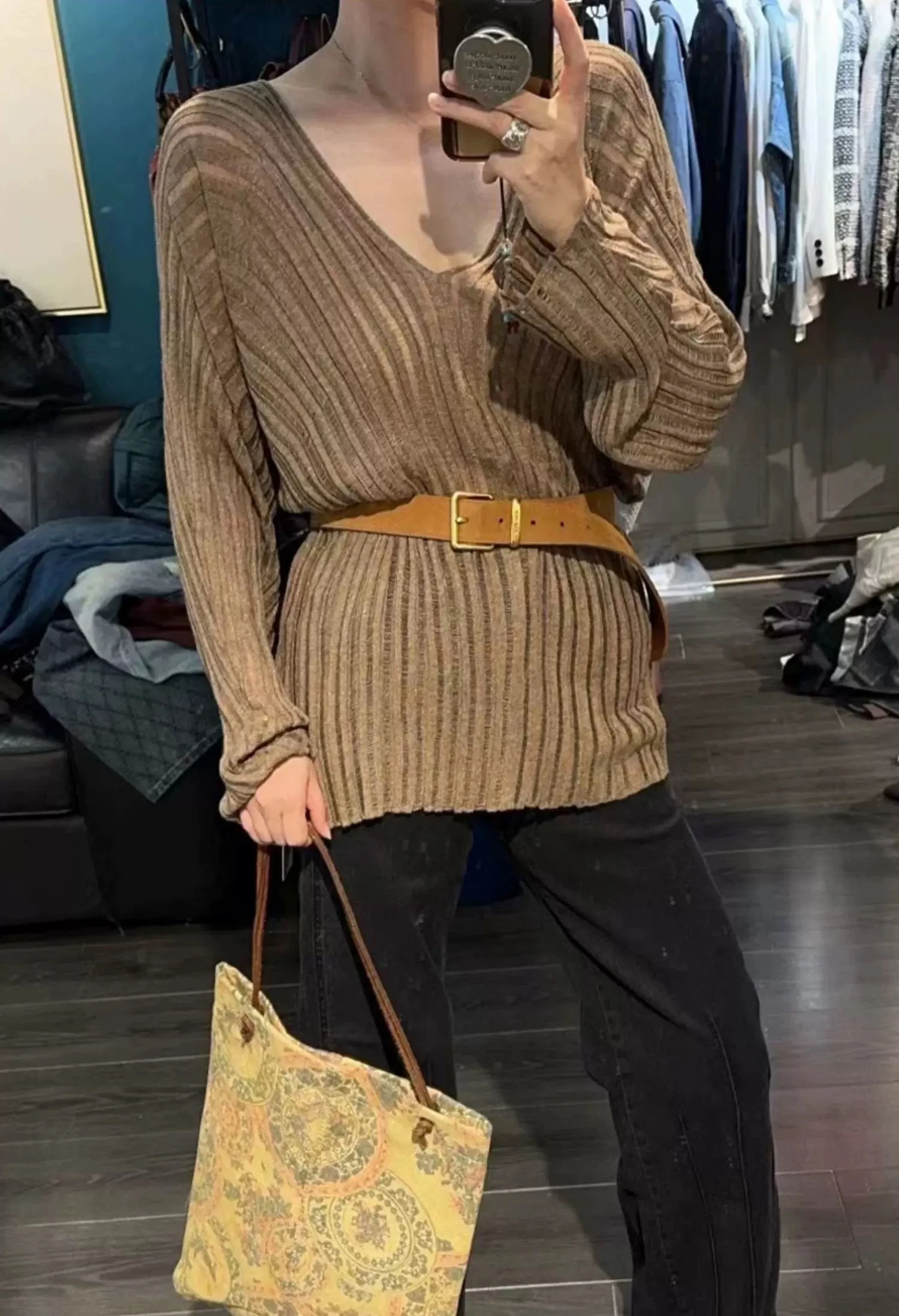 Luxuriöser Wildleder-Rindsledergürtel für Damen, Vintage-Stil mit goldener Schnalle, 3,3 cm breiter Bund für Kleider und Jeans – Detail 5