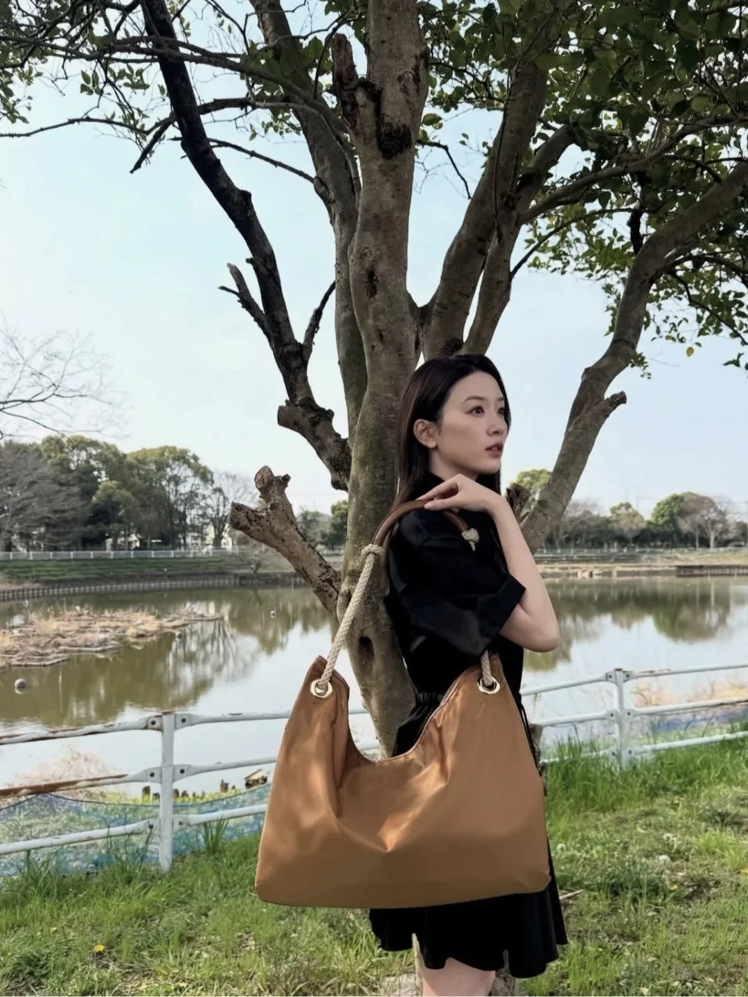 

Women's Tote Bag, Large Capacity Shopping Bag, Recycled Nylon Material Handbag 2025 New High Quality Simple Fashion Versatile