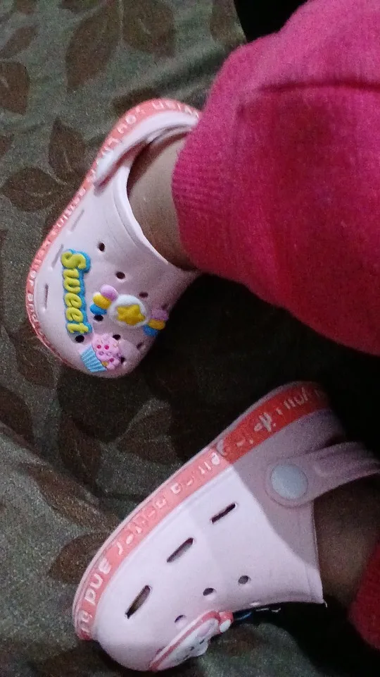Summer Children Garden Slippers Shoes Boys&Girls Beach Sandal Kids Lightweight Breathable Cute Cartoon Slip Baby Slippers photo review
