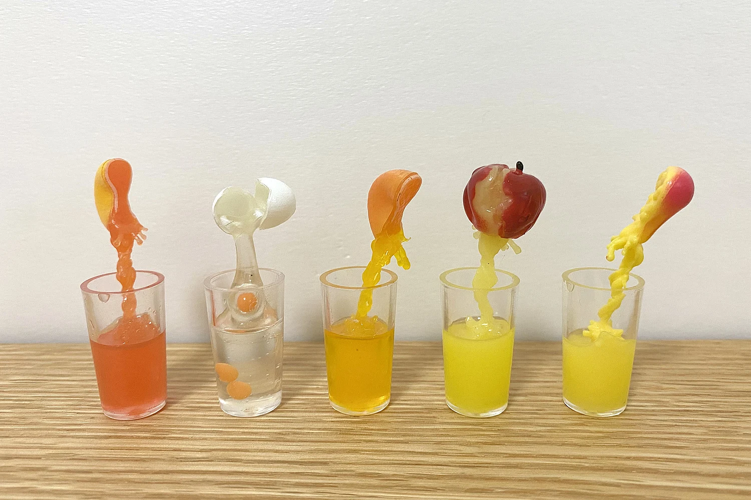 Original gashapon toys 1/6 1/8 bjd blythe ob11 Fresh squeezed Orange Grapefruit Apple Mango Raw egg juice mascot miniatures