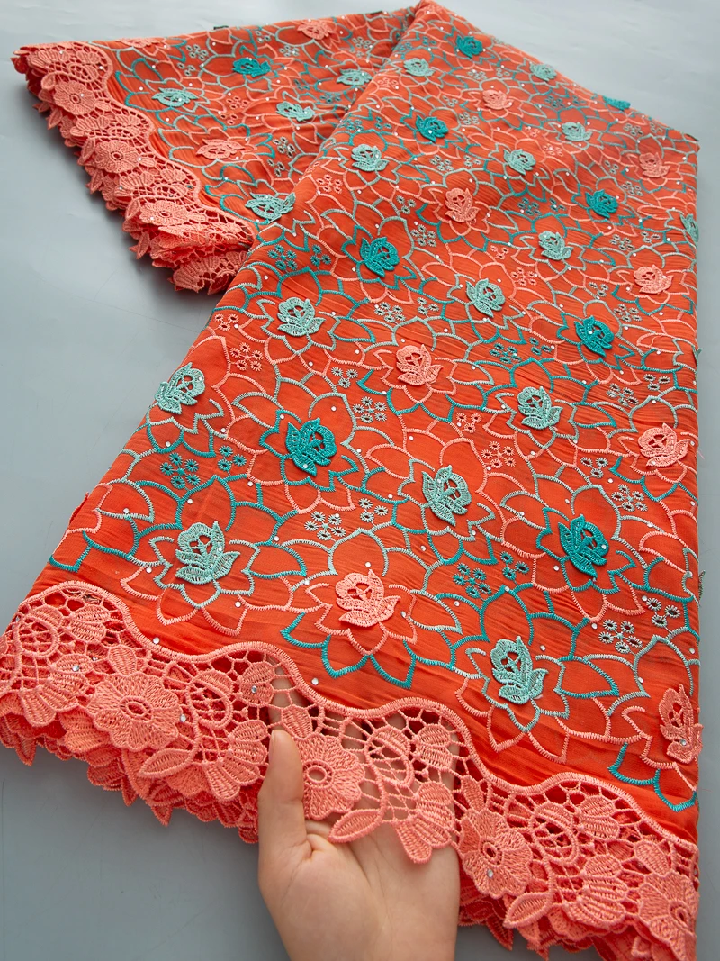 

African Dubai Embroidered Lace Fabric 2025 Nigerian Swiss Voile Lace In Switzerland Cotton Fabric High Quality for Party 5Y 4551