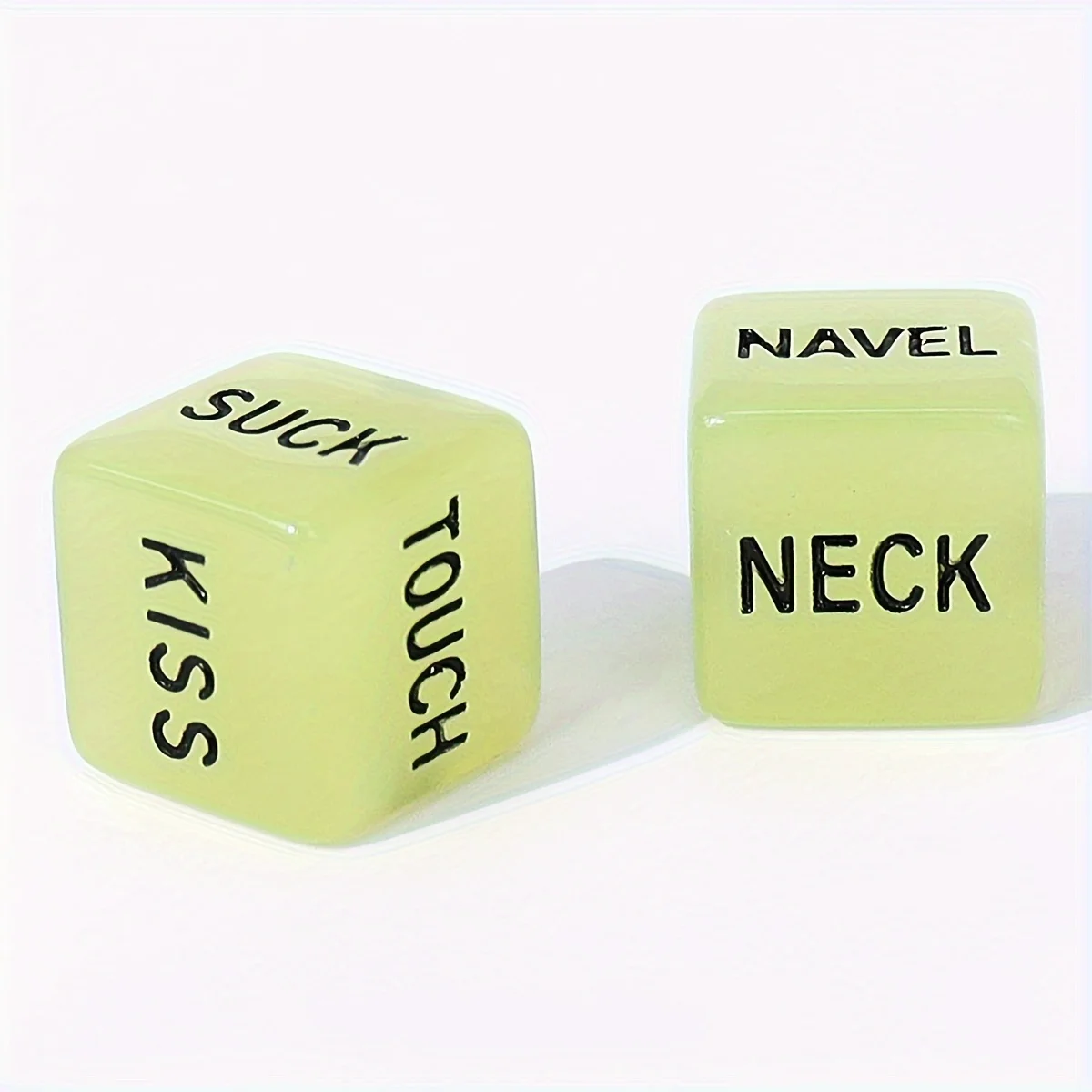 2pcs set Love Dice, A Romantic Present for Couples for Anniversaries And Valentine'S Day A Fun And Distinctive Gift