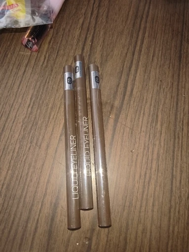 3PCS/Set Waterproof Silky Eyeliner - Ultra-fine Tip, Smokey Eye Effect, Quick Drying, Smudge-proof, Creates A Charming Eye Look photo review