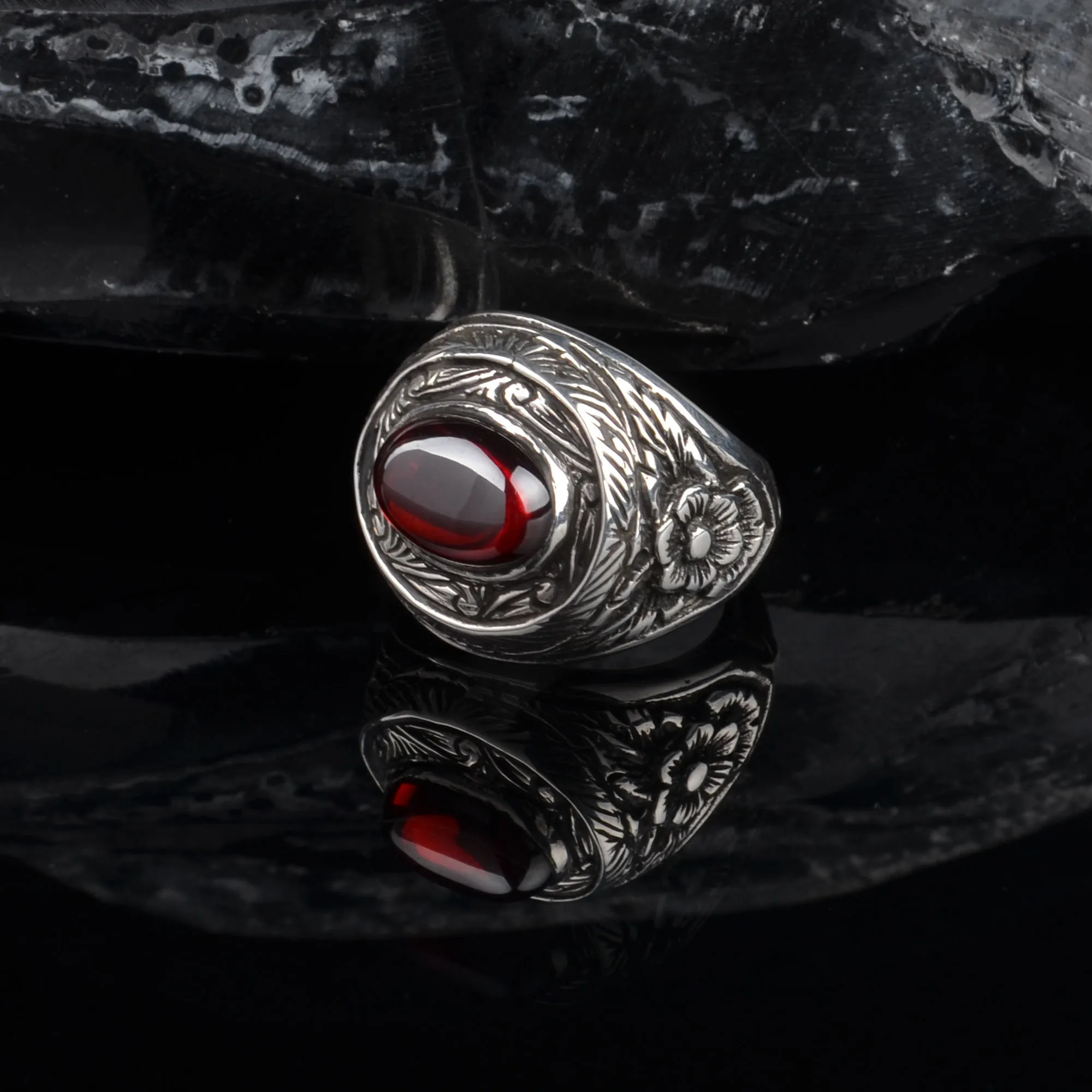 

Natural Red Aqate Stone Pure 925 Sterling silver ring full handcrafted engrave guaranteed high quality gift of jewelry for men