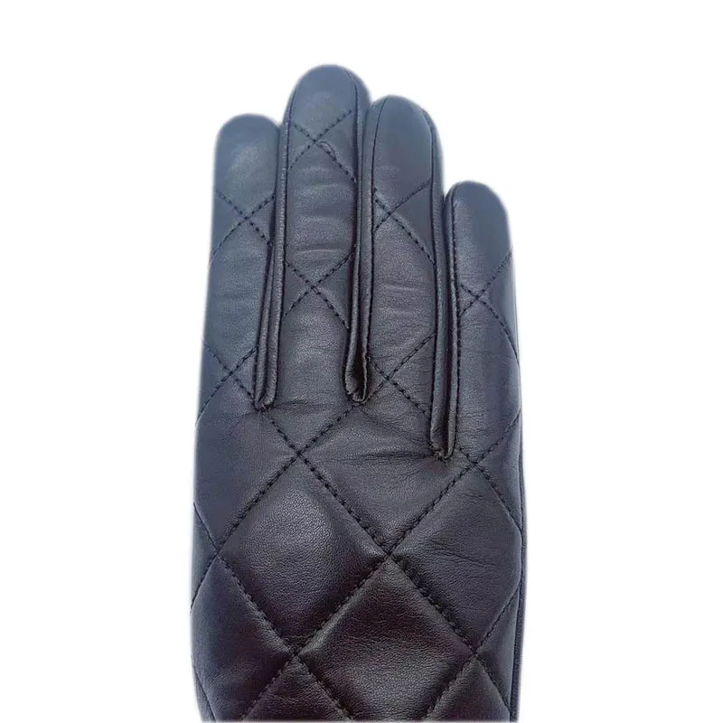 Winter ladies new genuine leather gloves warm black driving riding yellow metal chain line gift ladies sheepskin warm leather gl