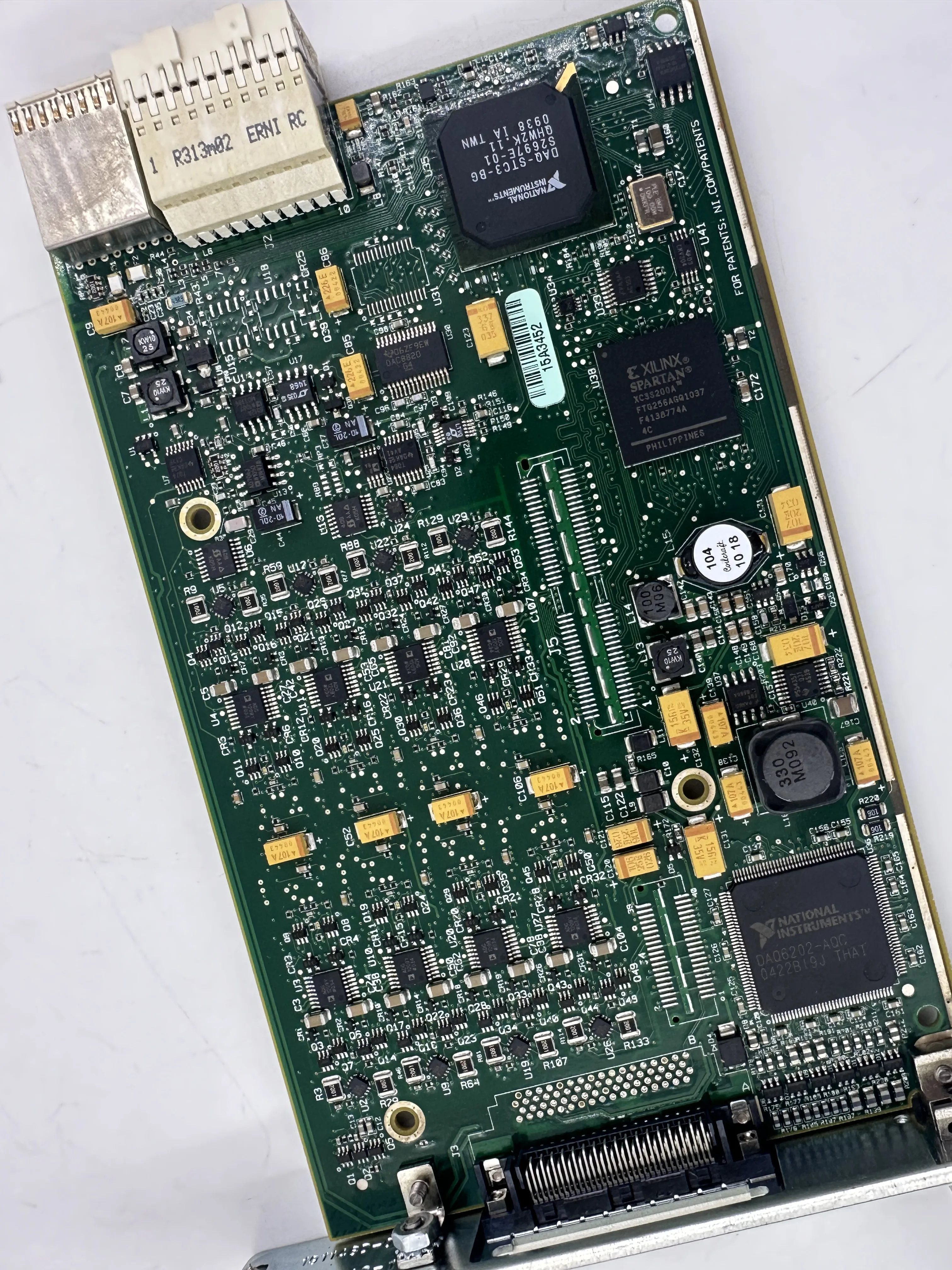 National Instruments NI PXIe-6366 8 AI , 2 MS/s/ch , 2 AO , 24 DIO , 4 CTR