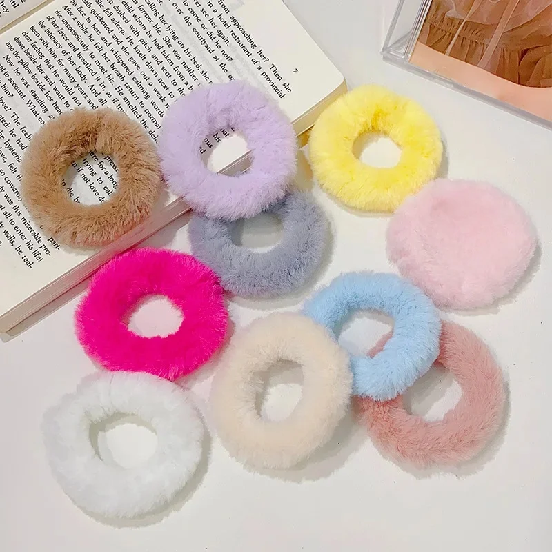 12 sztuk/zestaw Kolorowe Pluszowe Elastyczne Gumki do Włosów dla Dziewczynek Słodkie Gumki Scrunchie z Sztucznego Futra Modne Akcesoria do Włosów — zdjęcie 2