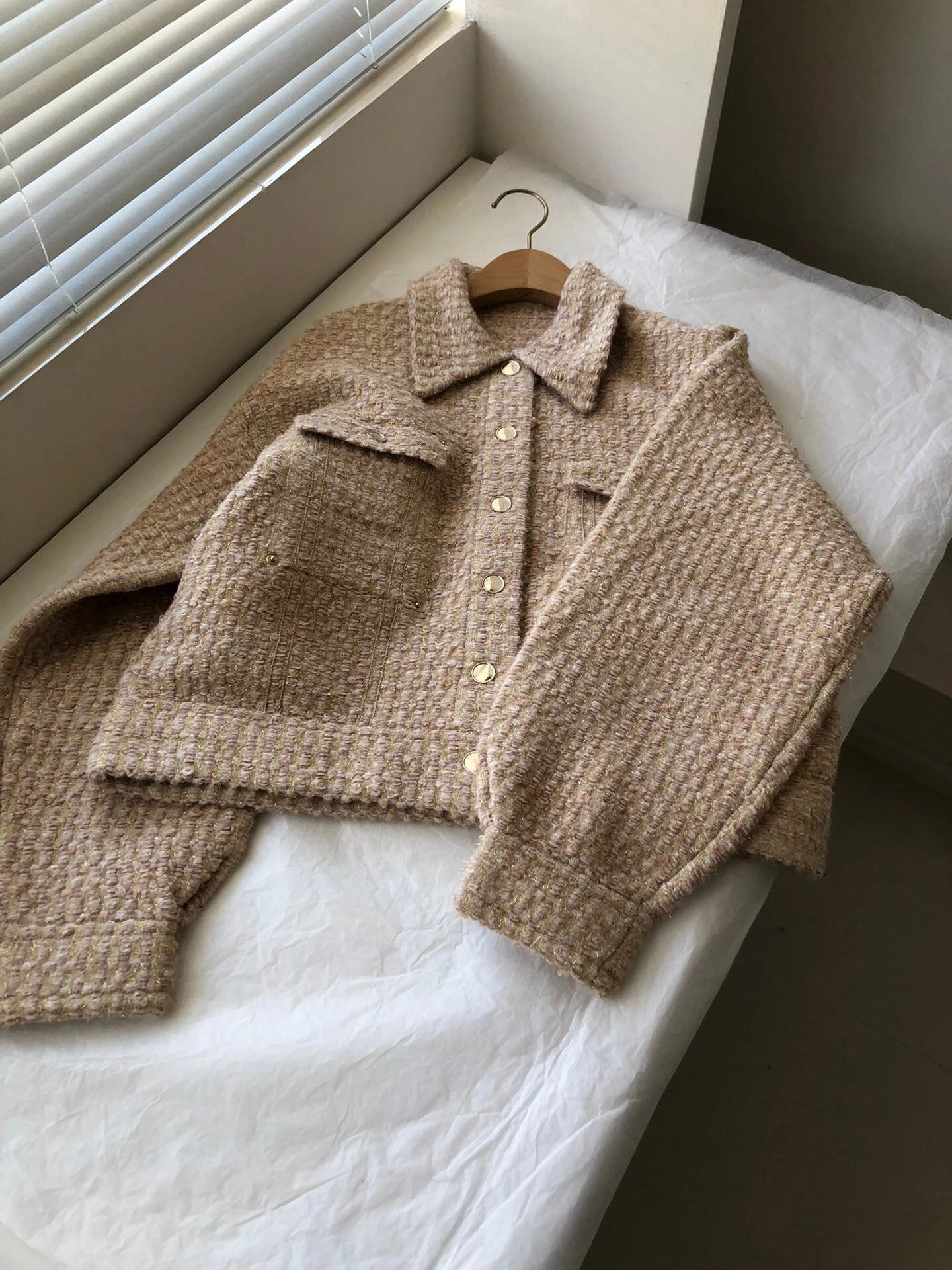 

Новое женское однобортное пальто с отложным воротником и длинным рукавом, шикарная милая повседневная элегантная куртка высокого качества, топы, осень-зима