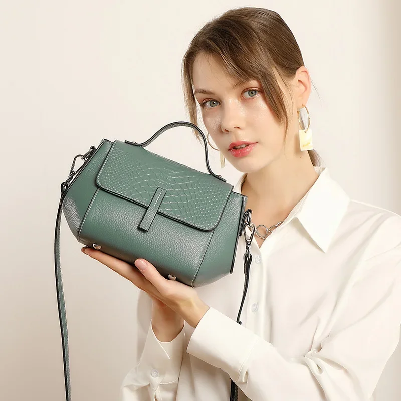 Mała na ramię torba z prawdziwej skóry kobiet torebki miękka skóra bydlęca panie torba Crossbody kurierska ręczny Shell torebka wysokiej jakości — zdjęcie 2