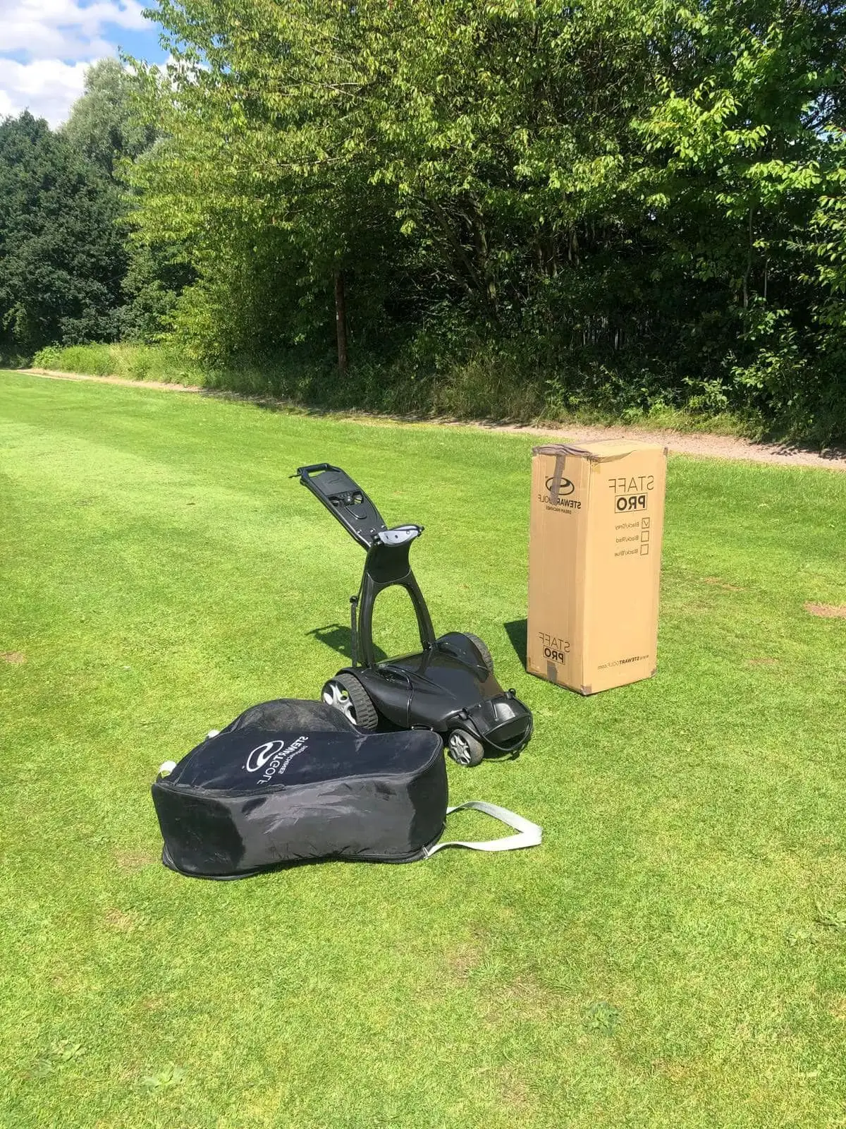 X9กอล์ฟสจ๊วตใหม่รถเข็นไฟฟ้ามีรีโมทคอนโทรลและแบตเตอรี่เสริม