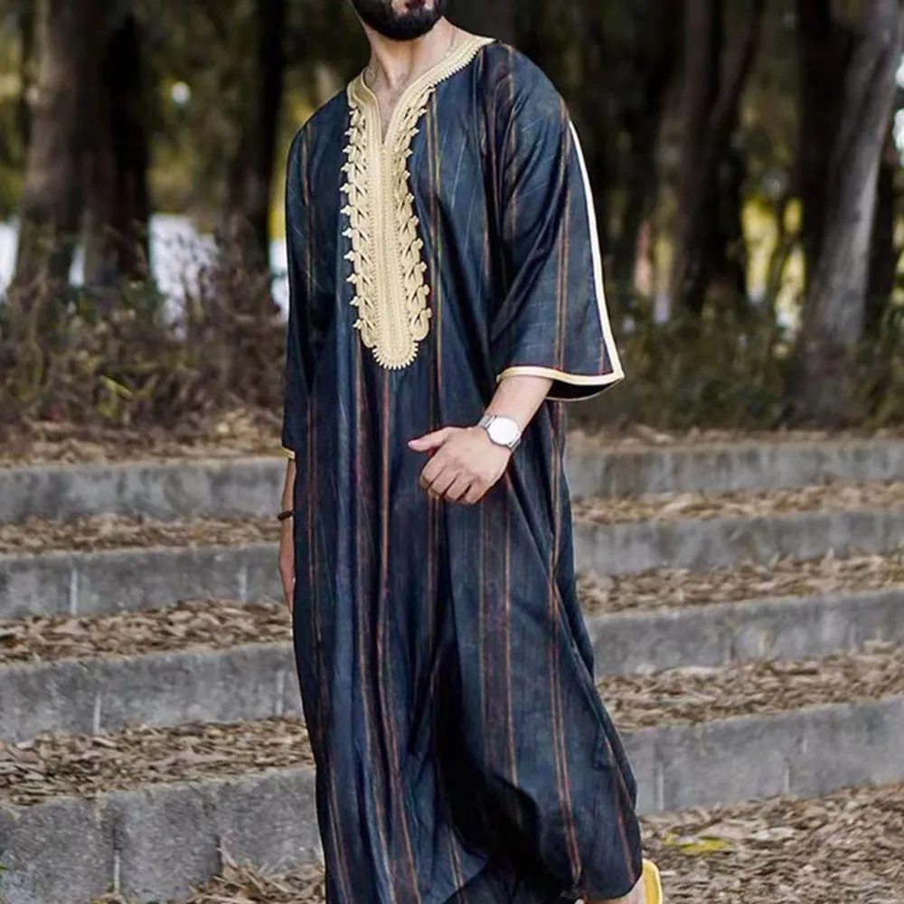 2024 New In Summer Muslim Traditional Oamis Male Prayer Clothing Morrocan Thobe Romadan Kaftan Short Sleeve Embroidery Gandoura