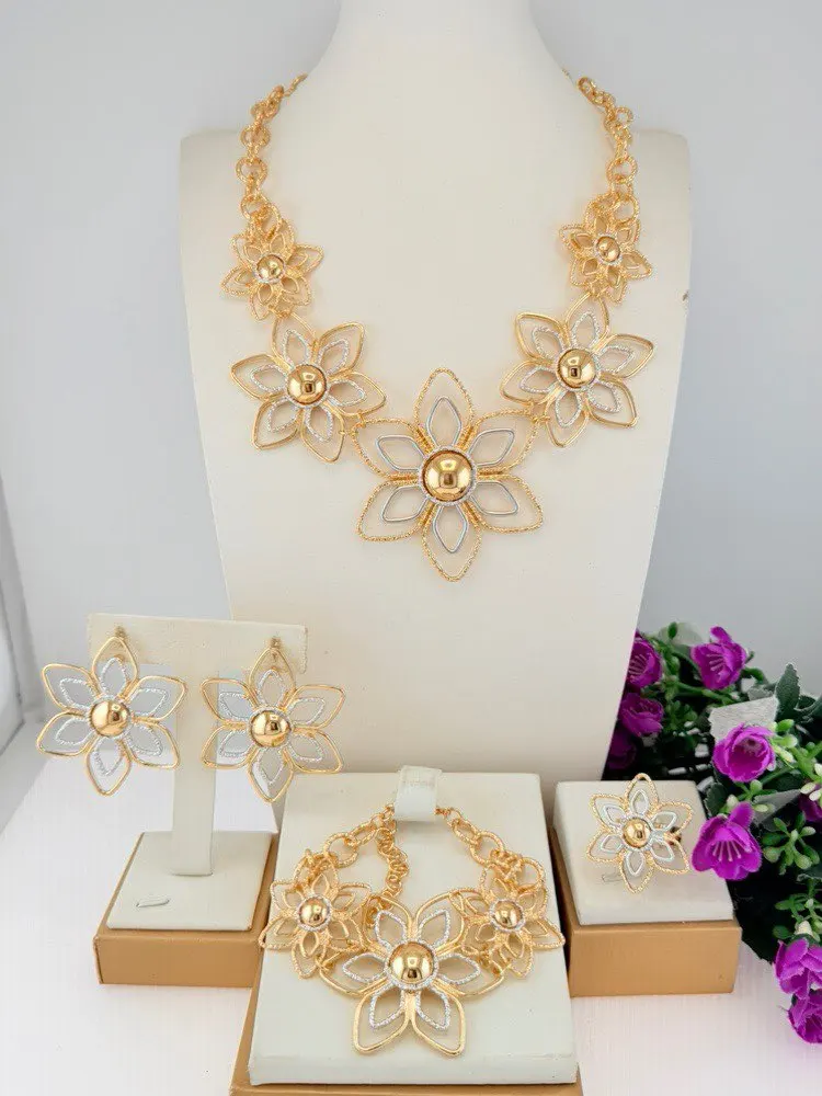 Beautiful Three Tone Flower Shape Brazilian Jewelry Trendy Chain llaveros Collar Pulseras pin Pendient tentacles Anillo 4PC Set